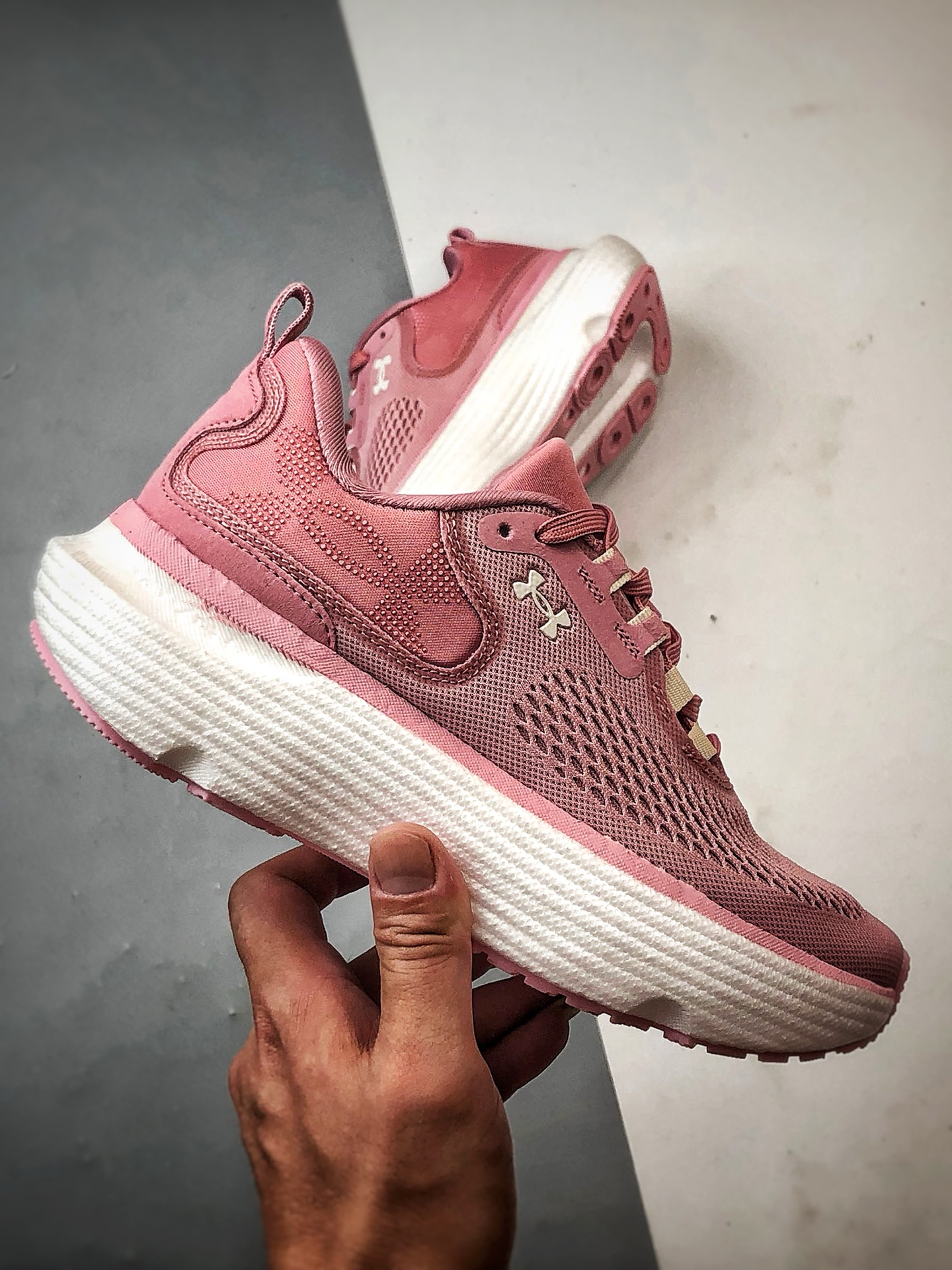 200 Under Armour Infinite Elite 2 粉紫色 网布织物舒适百搭轻便透气缓震跑步鞋-Chinese UA Cheap High Quatity Brand Clothes Bags handbags Sneakers wholesale wholesaler seller from China Factory suppliers Fashion Clothing Shoes best Quality Beautiful Price 200 Under Armour Infinite Elite 2 粉紫色 网布织物舒适百搭轻便透气缓震跑步鞋