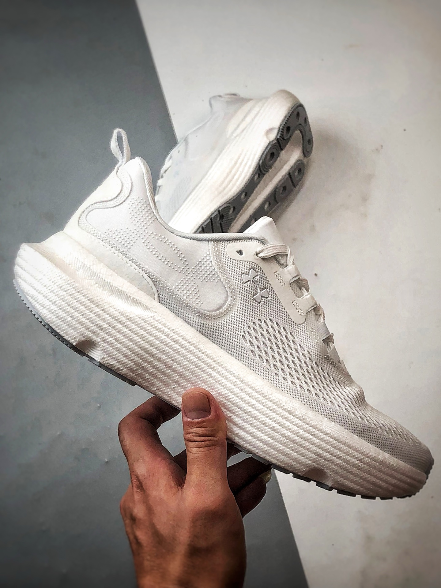 200 Under Armour Infinite Elite 2 白色 网布织物舒适百搭轻便透气缓震跑步鞋-Chinese UA Cheap High Quatity Brand Clothes Bags handbags Sneakers wholesale wholesaler seller from China Factory suppliers Fashion Clothing Shoes best Quality Beautiful Price 200 Under Armour Infinite Elite 2 白色 网布织物舒适百搭轻便透气缓震跑步鞋