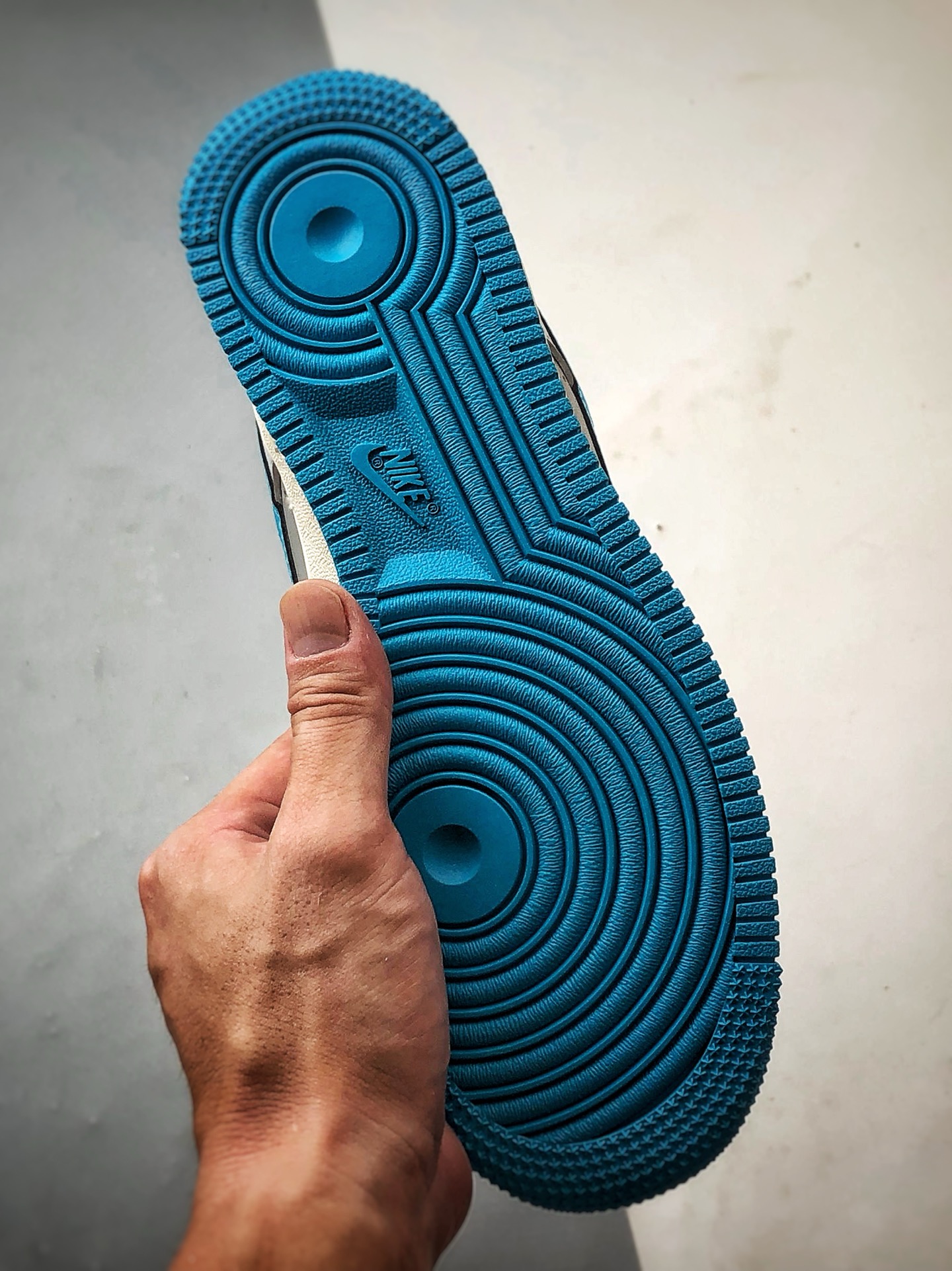 LV x Air Force 1 Low 灰蓝反光钩 JJ2508-704-莆田鞋,莆田鞋货源,高仿鞋,高仿鞋货源,安福档口,莆田高仿鞋,莆田鞋批发,高仿鞋批发,莆田高仿运动鞋,高仿运动鞋,莆田运动鞋 LV x Air Force 1 Low 灰蓝反光钩 JJ2508-704