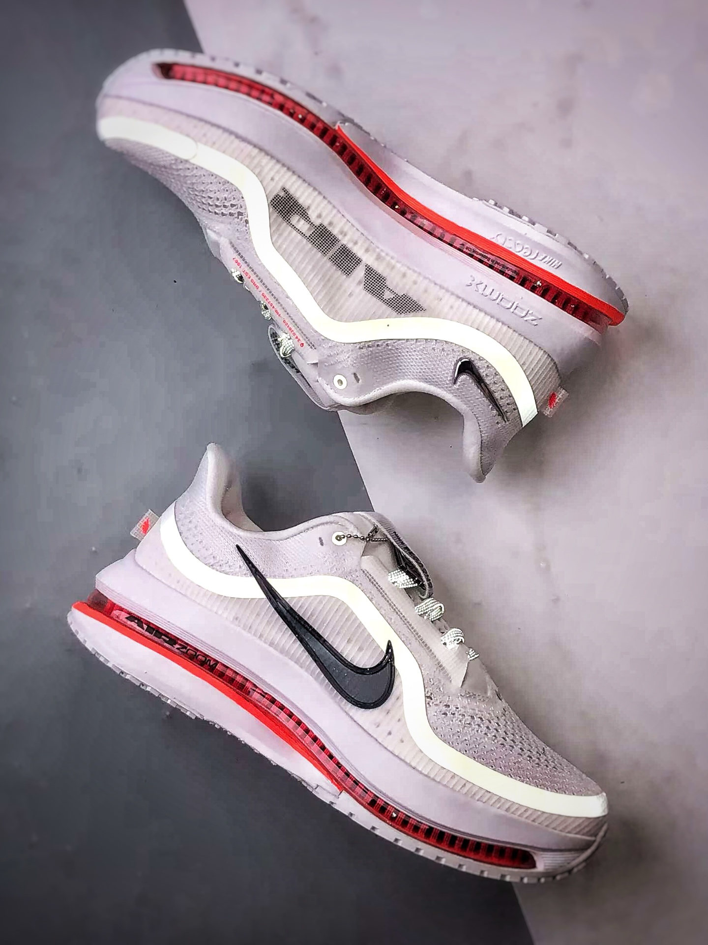 市售最强版本 欢迎对比 NK Pegasus Premium系列 白红色 全掌气垫纤维气柱网面跑步鞋 HQ2595-101-莆田鞋,莆田鞋货源,高仿鞋,高仿鞋货源,安福档口,莆田高仿鞋,莆田鞋批发,高仿鞋批发,莆田高仿运动鞋,高仿运动鞋,莆田运动鞋 市售最强版本 欢迎对比 NK Pegasus Premium系列 白红色 全掌气垫纤维气柱网面跑步鞋 HQ2595-101