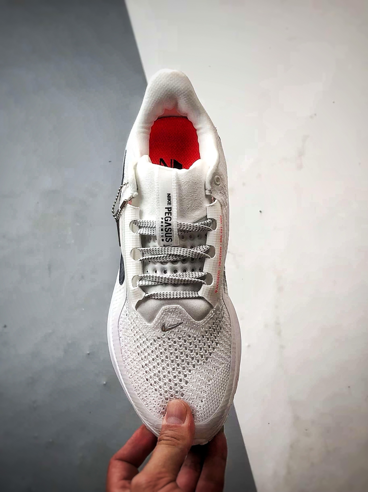 市售最强版本 欢迎对比 NK Pegasus Premium系列 白红色 全掌气垫纤维气柱网面跑步鞋 HQ2595-101-莆田鞋,莆田鞋货源,高仿鞋,高仿鞋货源,安福档口,莆田高仿鞋,莆田鞋批发,高仿鞋批发,莆田高仿运动鞋,高仿运动鞋,莆田运动鞋 市售最强版本 欢迎对比 NK Pegasus Premium系列 白红色 全掌气垫纤维气柱网面跑步鞋 HQ2595-101