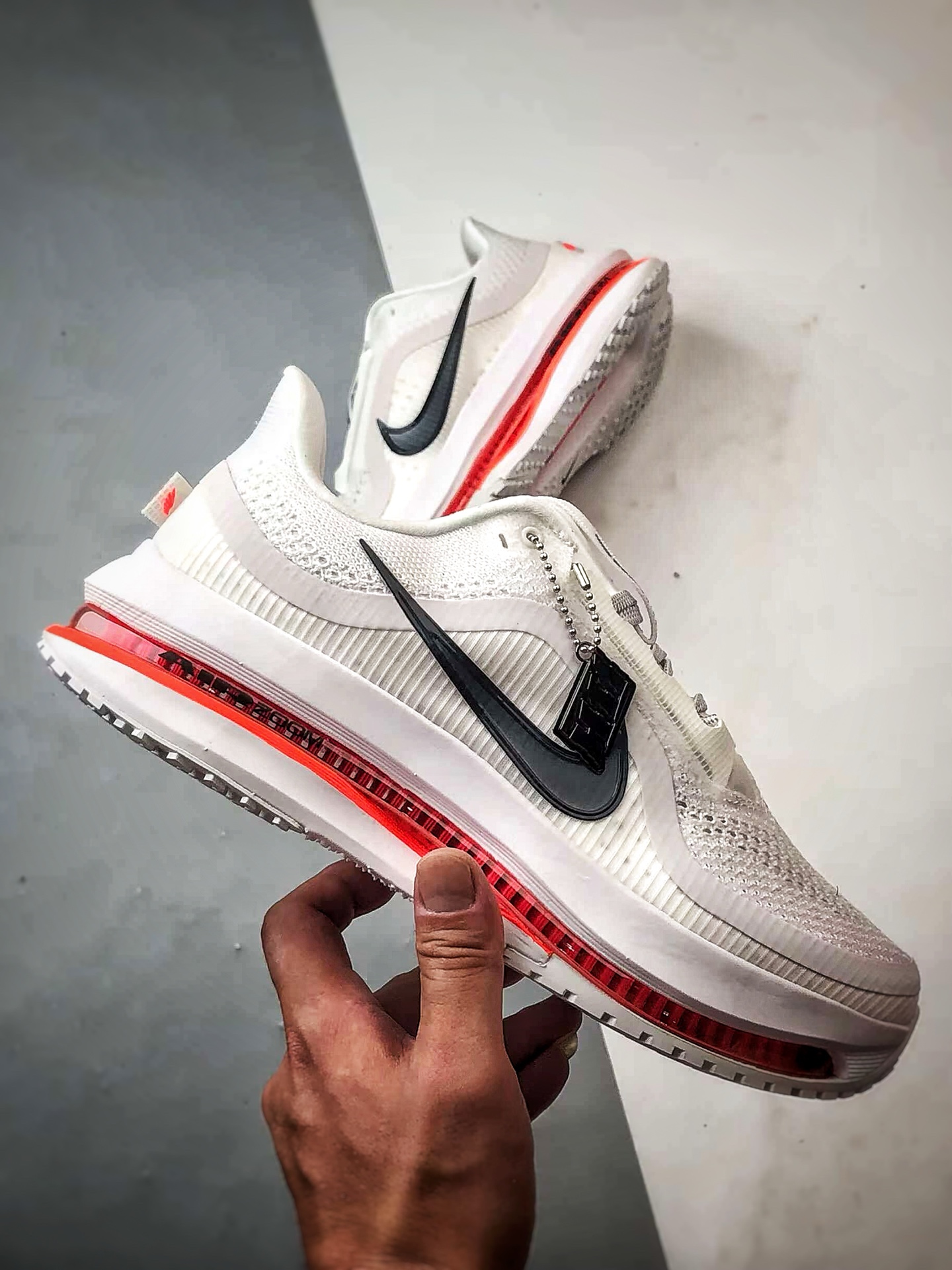 市售最强版本 欢迎对比 NK Pegasus Premium系列 白红色 全掌气垫纤维气柱网面跑步鞋 HQ2595-101-莆田鞋,莆田鞋货源,高仿鞋,高仿鞋货源,安福档口,莆田高仿鞋,莆田鞋批发,高仿鞋批发,莆田高仿运动鞋,高仿运动鞋,莆田运动鞋 市售最强版本 欢迎对比 NK Pegasus Premium系列 白红色 全掌气垫纤维气柱网面跑步鞋 HQ2595-101