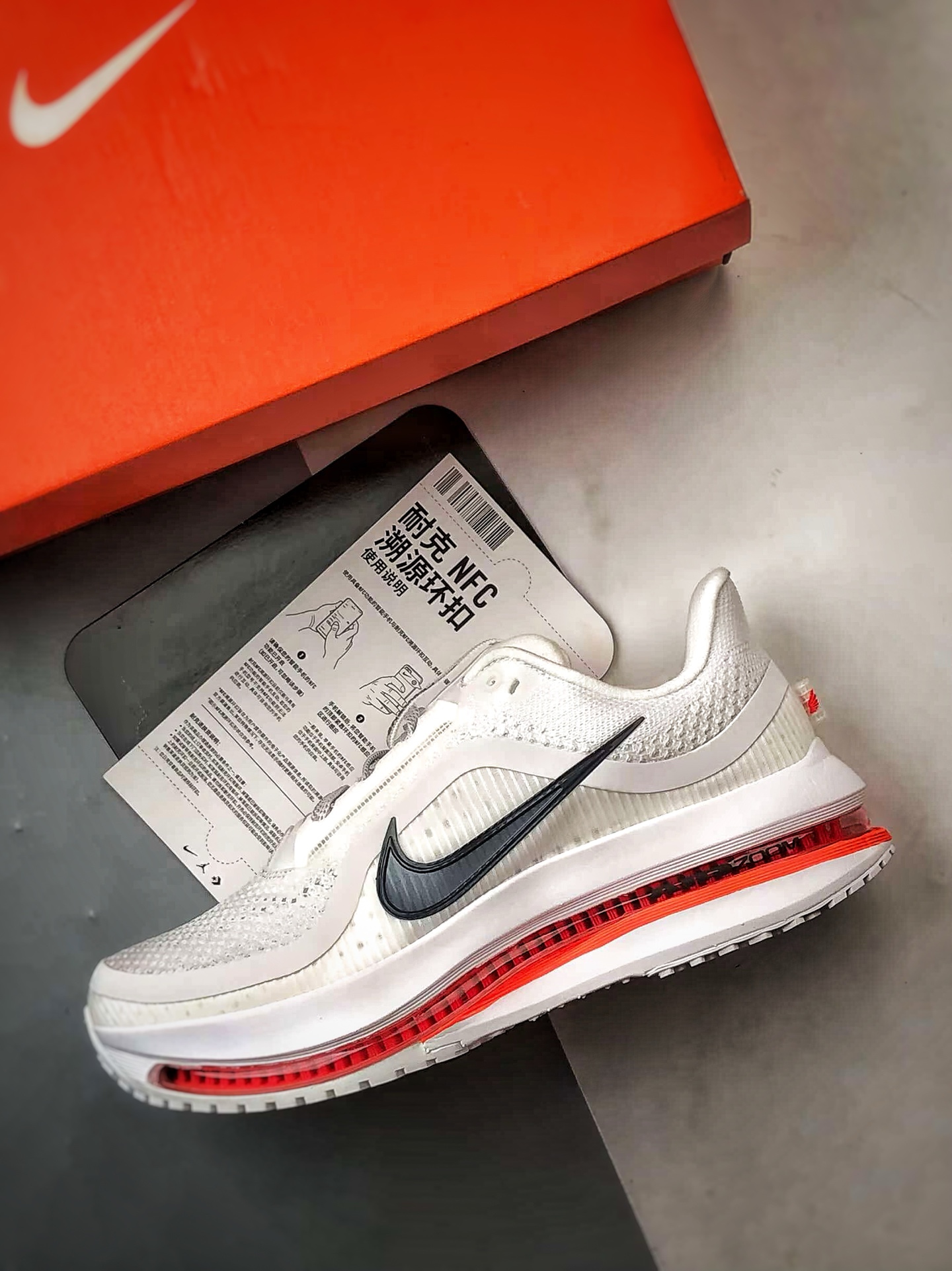 市售最强版本 欢迎对比 NK Pegasus Premium系列 白红色 全掌气垫纤维气柱网面跑步鞋 HQ2595-101-莆田鞋,莆田鞋货源,高仿鞋,高仿鞋货源,安福档口,莆田高仿鞋,莆田鞋批发,高仿鞋批发,莆田高仿运动鞋,高仿运动鞋,莆田运动鞋 市售最强版本 欢迎对比 NK Pegasus Premium系列 白红色 全掌气垫纤维气柱网面跑步鞋 HQ2595-101