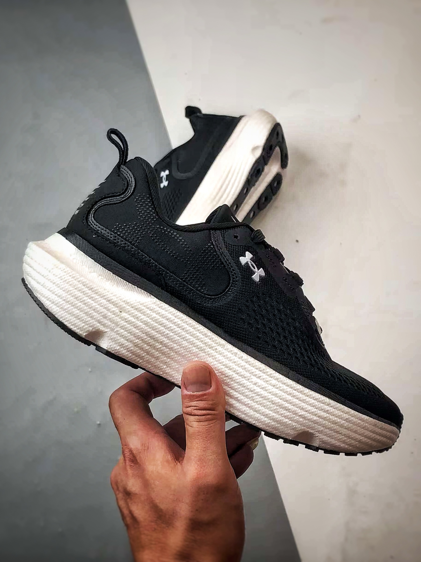 200 Under Armour Infinite Elite 2 黑白 网布织物舒适百搭轻便透气缓震跑步鞋-Chinese UA Cheap High Quatity Brand Clothes Bags handbags Sneakers wholesale wholesaler seller from China Factory suppliers Fashion Clothing Shoes best Quality Beautiful Price 200 Under Armour Infinite Elite 2 黑白 网布织物舒适百搭轻便透气缓震跑步鞋