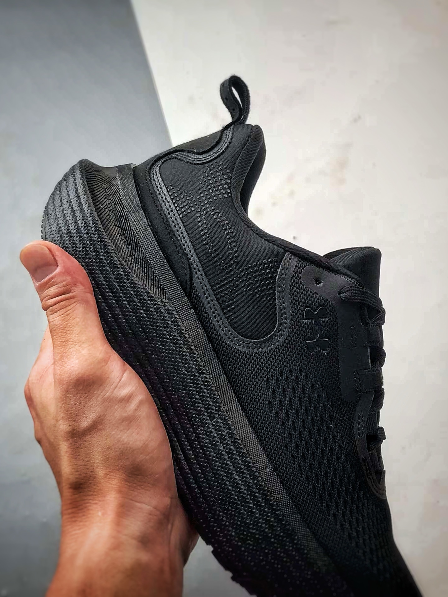 220 Under Armour Infinite Elite 2 黑色 网布织物舒适百搭轻便透气缓震跑步鞋-Chinese UA Cheap High Quatity Brand Clothes Bags handbags Sneakers wholesale wholesaler seller from China Factory suppliers Fashion Clothing Shoes best Quality Beautiful Price 220 Under Armour Infinite Elite 2 黑色 网布织物舒适百搭轻便透气缓震跑步鞋