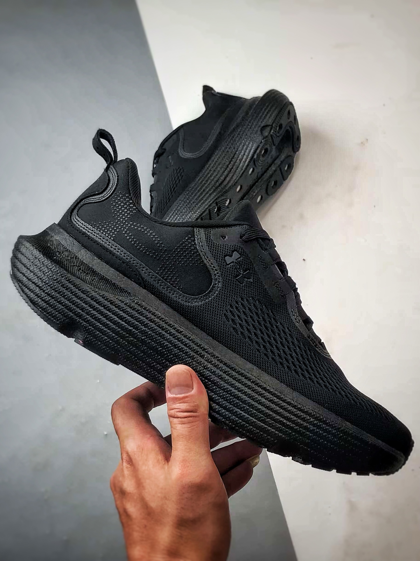 220 Under Armour Infinite Elite 2 黑色 网布织物舒适百搭轻便透气缓震跑步鞋-Chinese UA Cheap High Quatity Brand Clothes Bags handbags Sneakers wholesale wholesaler seller from China Factory suppliers Fashion Clothing Shoes best Quality Beautiful Price 220 Under Armour Infinite Elite 2 黑色 网布织物舒适百搭轻便透气缓震跑步鞋