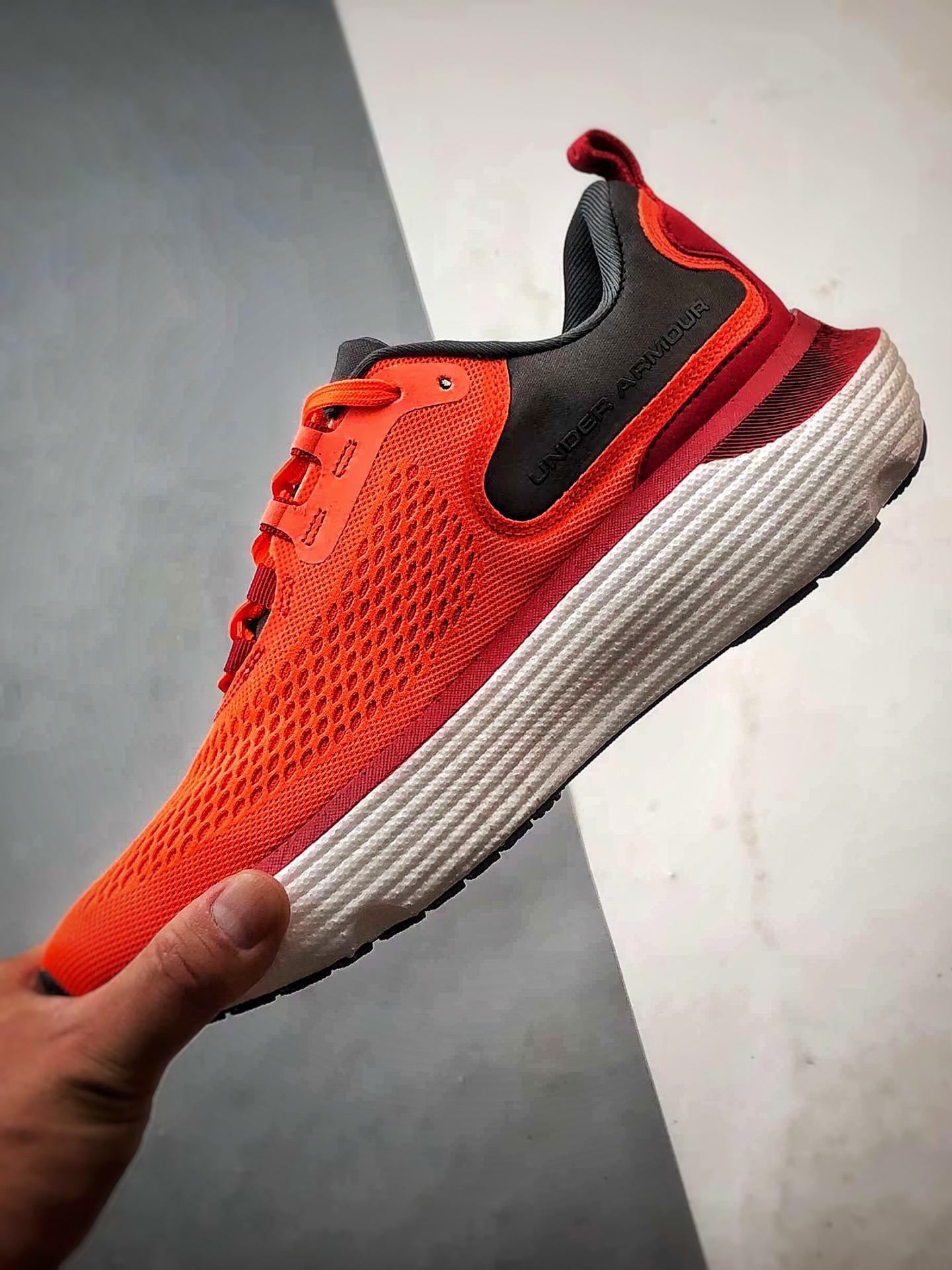 220 Under Armour Infinite Elite 2 红色 网布织物舒适百搭轻便透气缓震跑步鞋-Chinese UA Cheap High Quatity Brand Clothes Bags handbags Sneakers wholesale wholesaler seller from China Factory suppliers Fashion Clothing Shoes best Quality Beautiful Price 220 Under Armour Infinite Elite 2 红色 网布织物舒适百搭轻便透气缓震跑步鞋