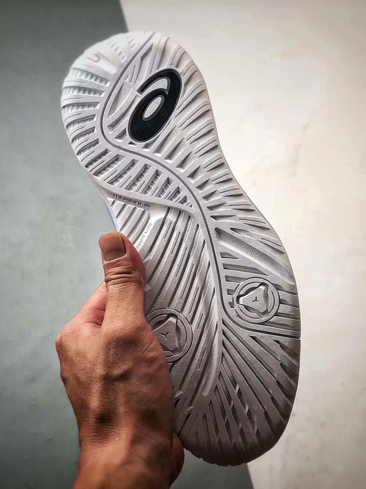 220 Asics Gel-Resolution X 白黑蓝 亚瑟士运动休闲透气专业网球鞋 1041A481-100-Chinese UA Cheap High Quatity Brand Clothes Bags handbags Sneakers wholesale wholesaler seller from China Factory suppliers Fashion Clothing Shoes best Quality Beautiful Price 220 Asics Gel-Resolution X 白黑蓝 亚瑟士运动休闲透气专业网球鞋 1041A481-100