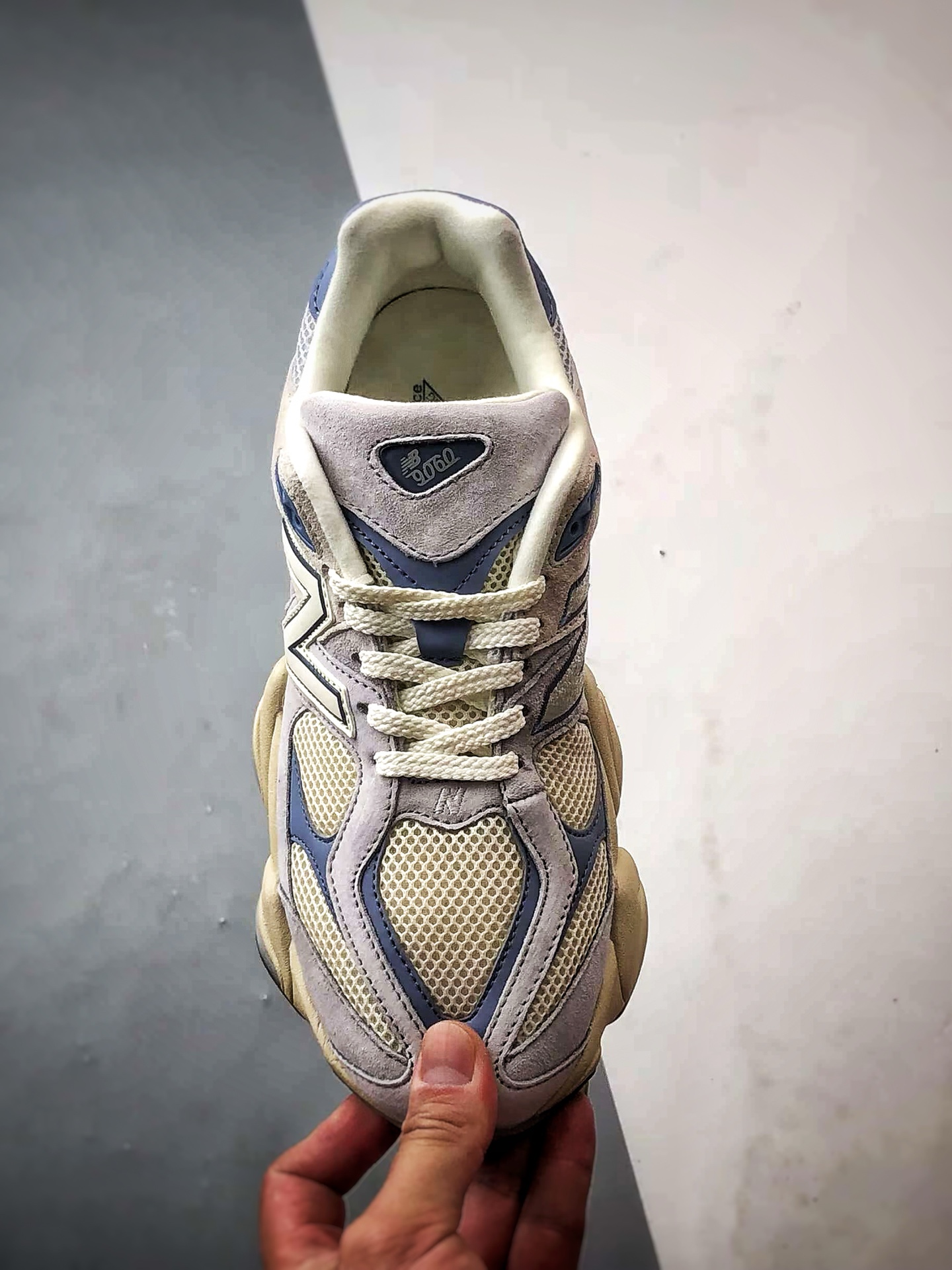 New Balance 9060 灰蓝色 复古休闲运动老爹鞋 U9060EEL-莆田鞋,莆田鞋货源,高仿鞋,高仿鞋货源,安福档口,莆田高仿鞋,莆田鞋批发,高仿鞋批发,莆田高仿运动鞋,高仿运动鞋,莆田运动鞋 New Balance 9060 灰蓝色 复古休闲运动老爹鞋 U9060EEL