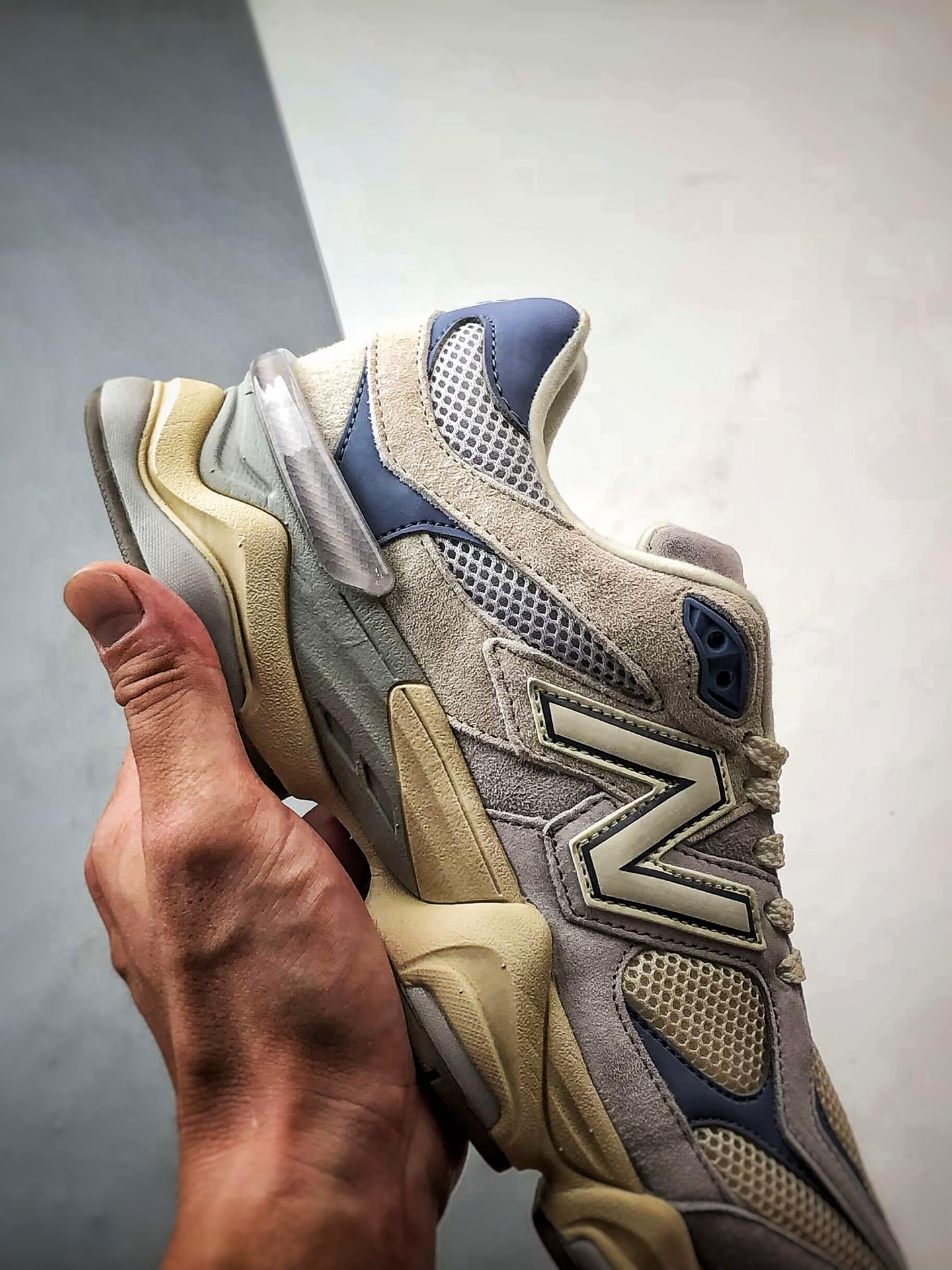 New Balance 9060 灰蓝色 复古休闲运动老爹鞋 U9060EEL-莆田鞋,莆田鞋货源,高仿鞋,高仿鞋货源,安福档口,莆田高仿鞋,莆田鞋批发,高仿鞋批发,莆田高仿运动鞋,高仿运动鞋,莆田运动鞋 New Balance 9060 灰蓝色 复古休闲运动老爹鞋 U9060EEL