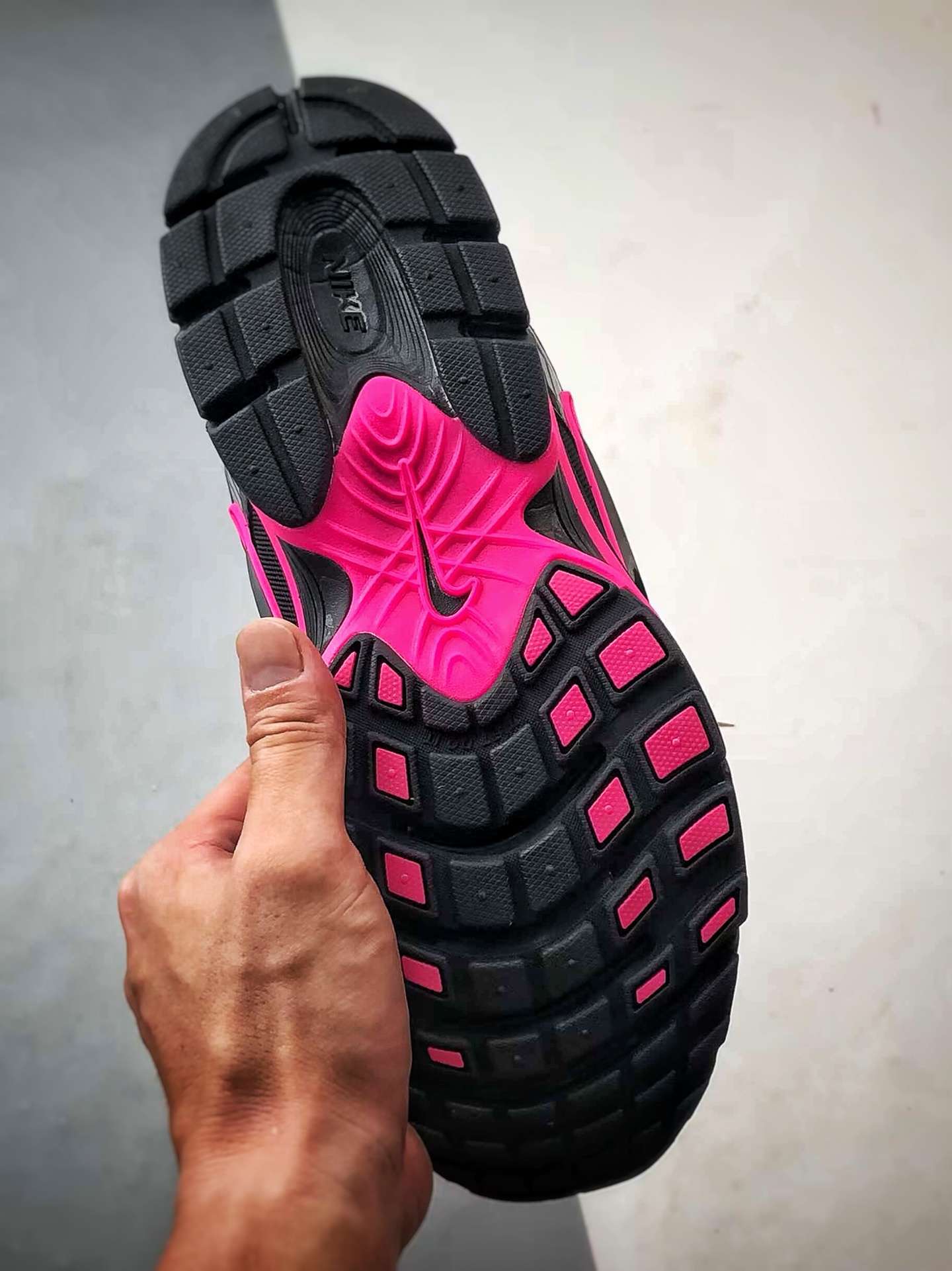 NK V5 RNR系列 黑灰紫 复古Y3K风格舒适百搭跑步鞋 HJ5228-007