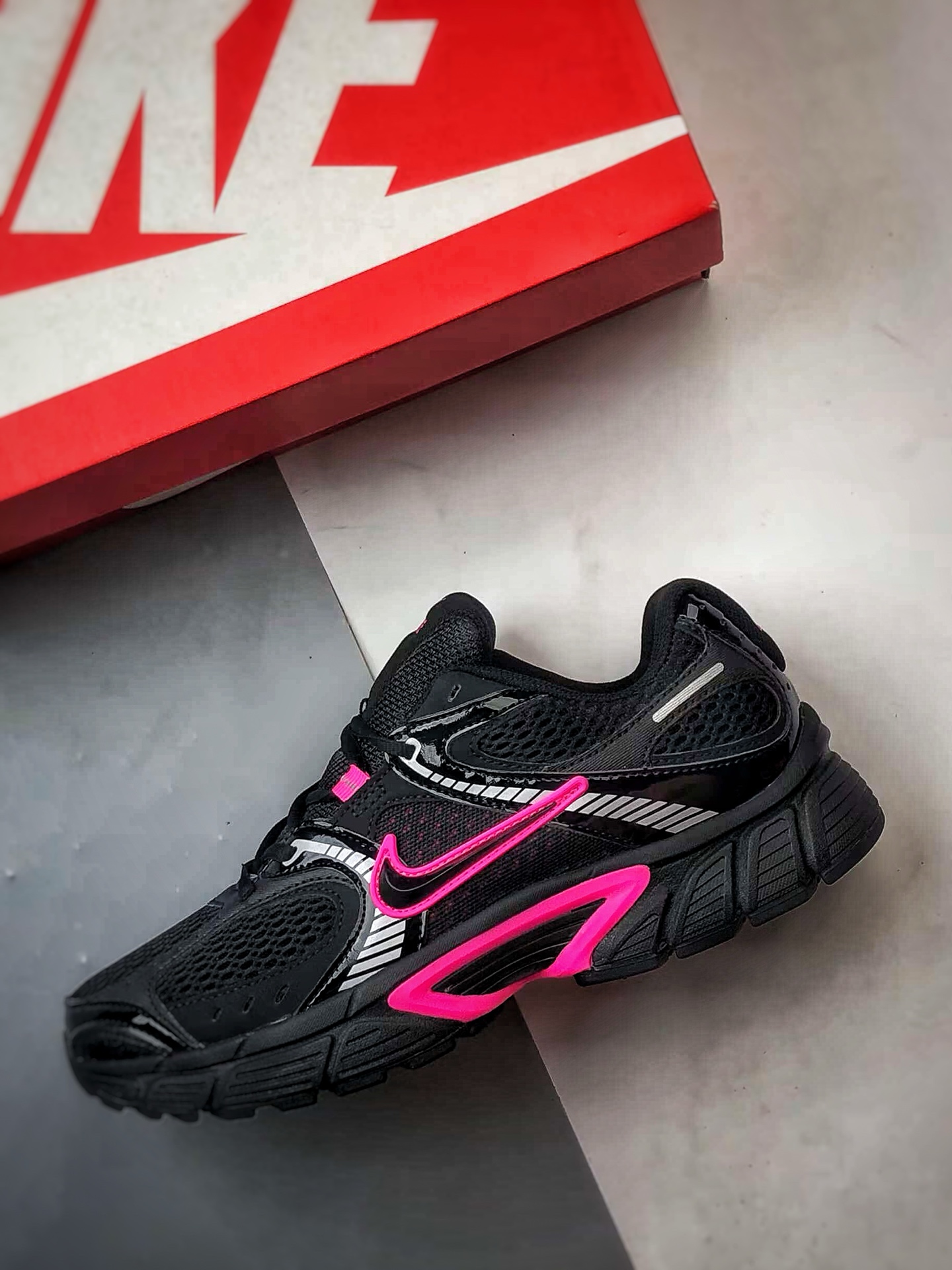 NK V5 RNR系列 黑灰紫 复古Y3K风格舒适百搭跑步鞋 HJ5228-007