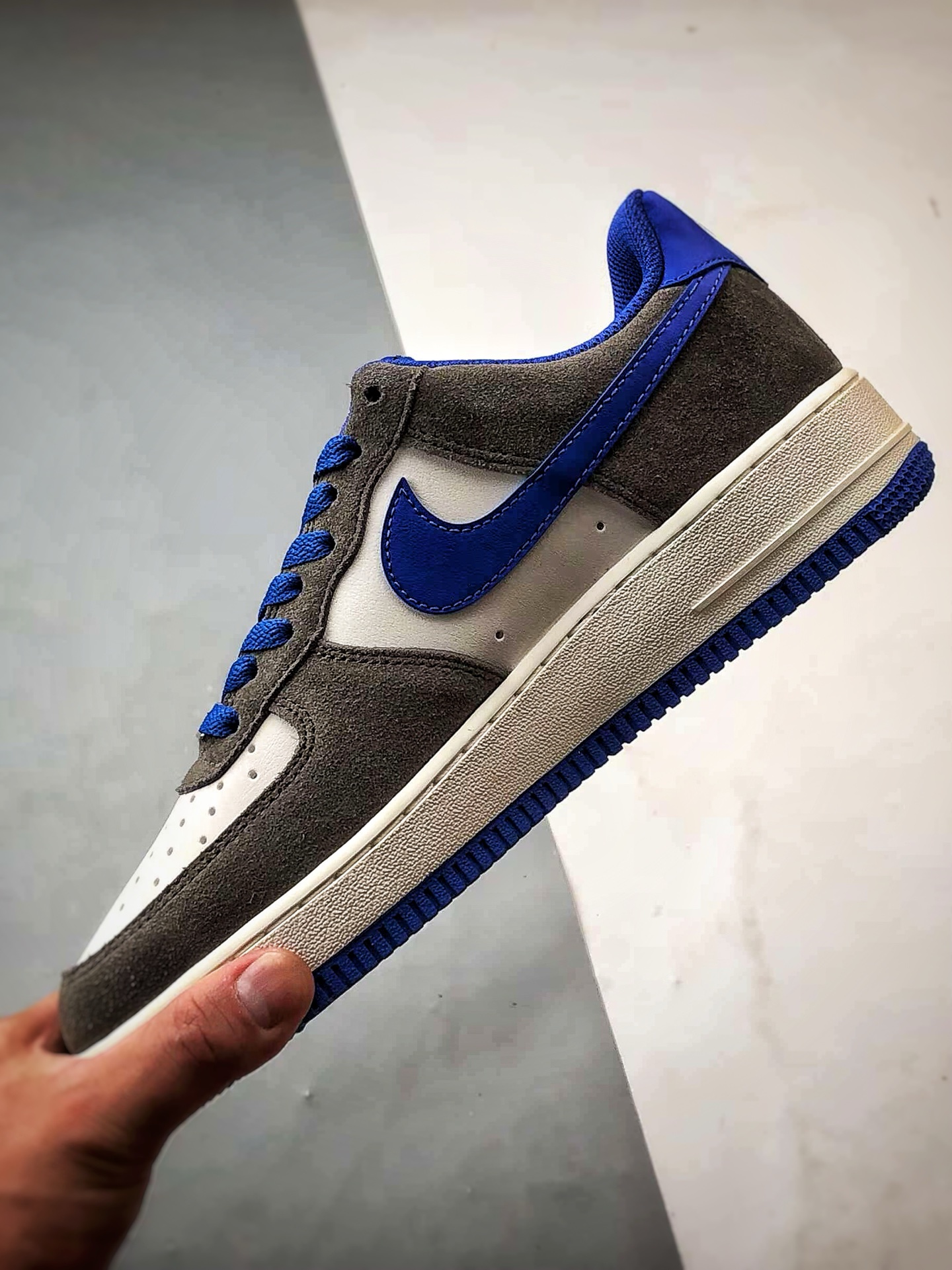 Air Force 1 '07 Low 白灰蓝 FQ8714-200-莆田鞋,莆田鞋货源,高仿鞋,高仿鞋货源,安福档口,莆田高仿鞋,莆田鞋批发,高仿鞋批发,莆田高仿运动鞋,高仿运动鞋,莆田运动鞋 Air Force 1 '07 Low 白灰蓝 FQ8714-200