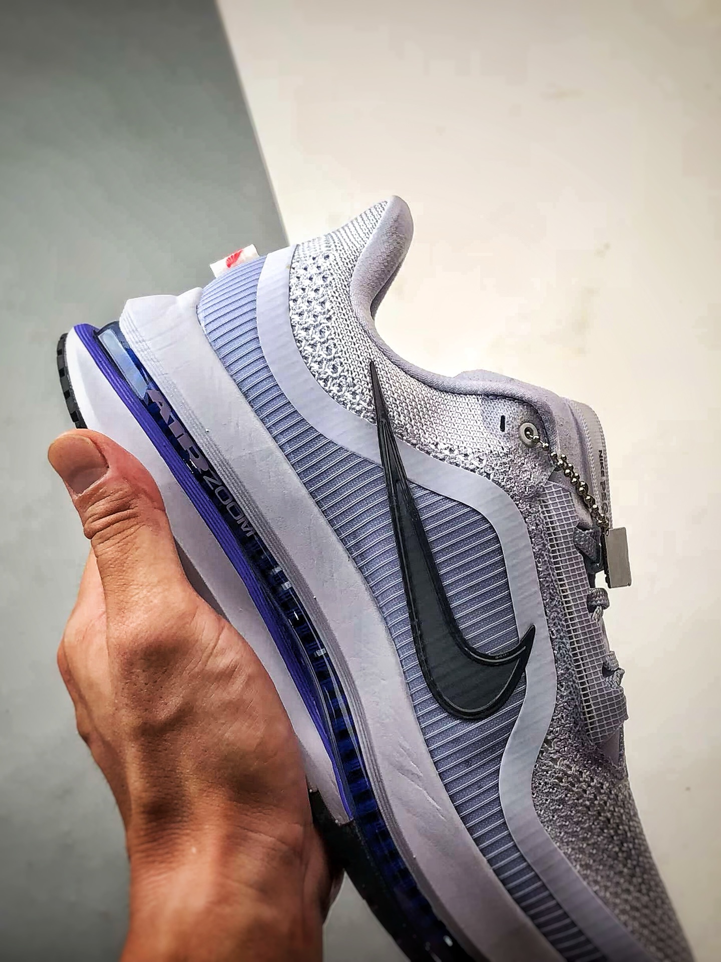 市售最强版本 欢迎对比 NK Pegasus Premium系列 灰紫色 全掌气垫纤维气柱网面跑步鞋 HQ2592-004-莆田鞋,莆田鞋货源,高仿鞋,高仿鞋货源,安福档口,莆田高仿鞋,莆田鞋批发,高仿鞋批发,莆田高仿运动鞋,高仿运动鞋,莆田运动鞋 市售最强版本 欢迎对比 NK Pegasus Premium系列 灰紫色 全掌气垫纤维气柱网面跑步鞋 HQ2592-004