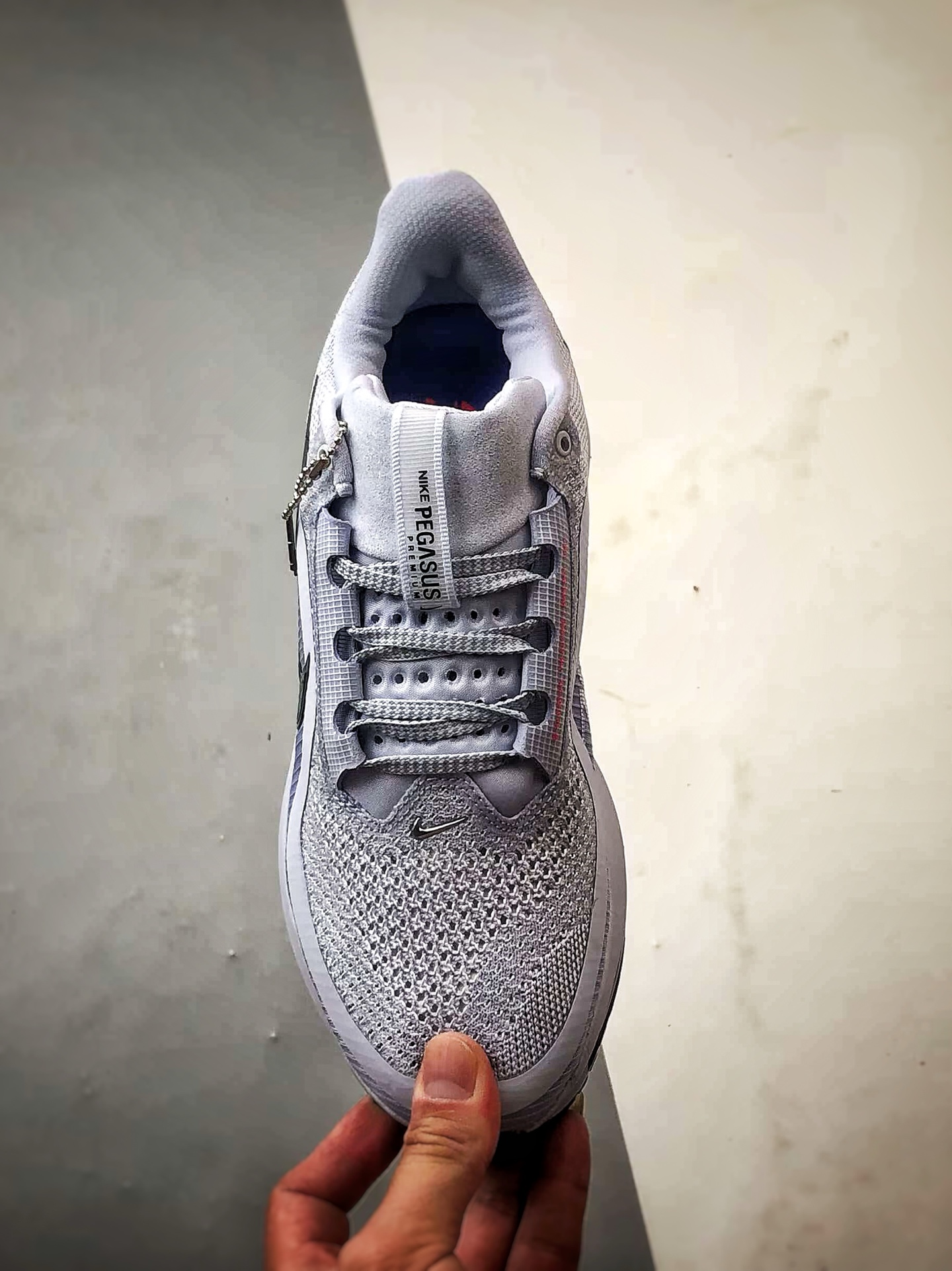 市售最强版本 欢迎对比 NK Pegasus Premium系列 灰紫色 全掌气垫纤维气柱网面跑步鞋 HQ2592-004-莆田鞋,莆田鞋货源,高仿鞋,高仿鞋货源,安福档口,莆田高仿鞋,莆田鞋批发,高仿鞋批发,莆田高仿运动鞋,高仿运动鞋,莆田运动鞋 市售最强版本 欢迎对比 NK Pegasus Premium系列 灰紫色 全掌气垫纤维气柱网面跑步鞋 HQ2592-004