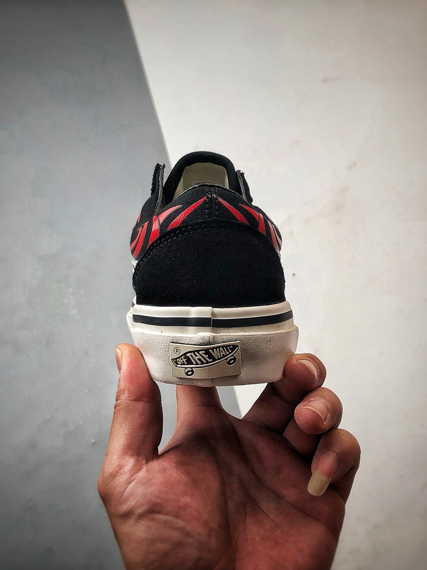 160 Vans Premium Old Skool 黑黄红 舒适百搭防滑减震休闲硫化板鞋 VN000D56MCG-Chinese UA Cheap High Quatity Brand Clothes Bags handbags Sneakers wholesale wholesaler seller from China Factory suppliers Fashion Clothing Shoes best Quality Beautiful Price 160 Vans Premium Old Skool 黑黄红 舒适百搭防滑减震休闲硫化板鞋 VN000D56MCG