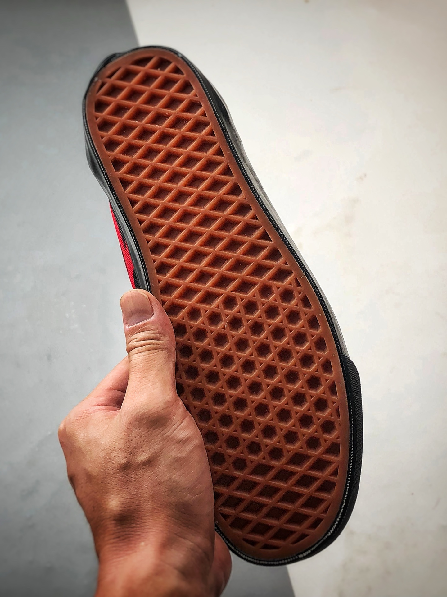 160 Vans Premium Old Skool 黑红 舒适百搭防滑减震休闲硫化板鞋 VN000D56458-Chinese UA Cheap High Quatity Brand Clothes Bags handbags Sneakers wholesale wholesaler seller from China Factory suppliers Fashion Clothing Shoes best Quality Beautiful Price 160 Vans Premium Old Skool 黑红 舒适百搭防滑减震休闲硫化板鞋 VN000D56458