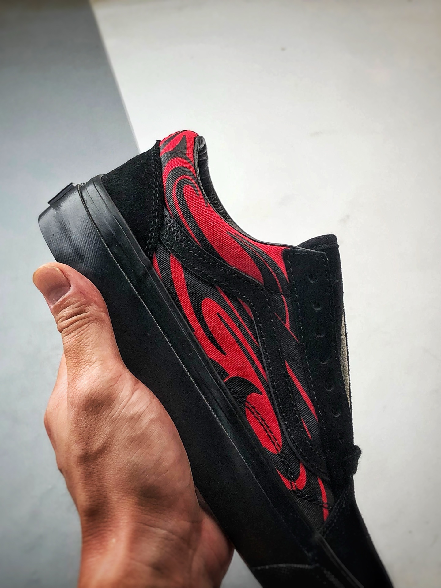 160 Vans Premium Old Skool 黑红 舒适百搭防滑减震休闲硫化板鞋 VN000D56458-Chinese UA Cheap High Quatity Brand Clothes Bags handbags Sneakers wholesale wholesaler seller from China Factory suppliers Fashion Clothing Shoes best Quality Beautiful Price 160 Vans Premium Old Skool 黑红 舒适百搭防滑减震休闲硫化板鞋 VN000D56458