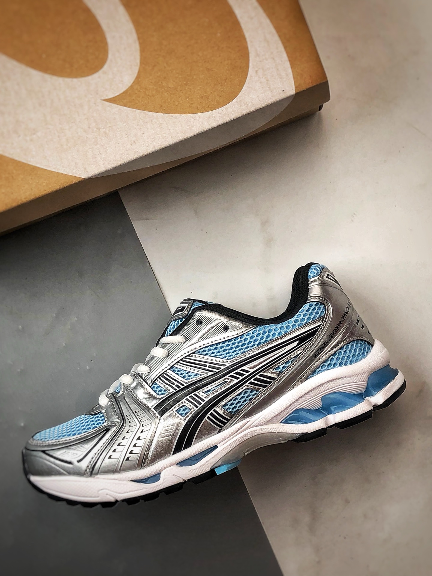 200 Asics Gel-Kayano 14 蓝银色 亚瑟士14代 纳米纤维气垫百搭休闲运动慢跑鞋 1203A537-400