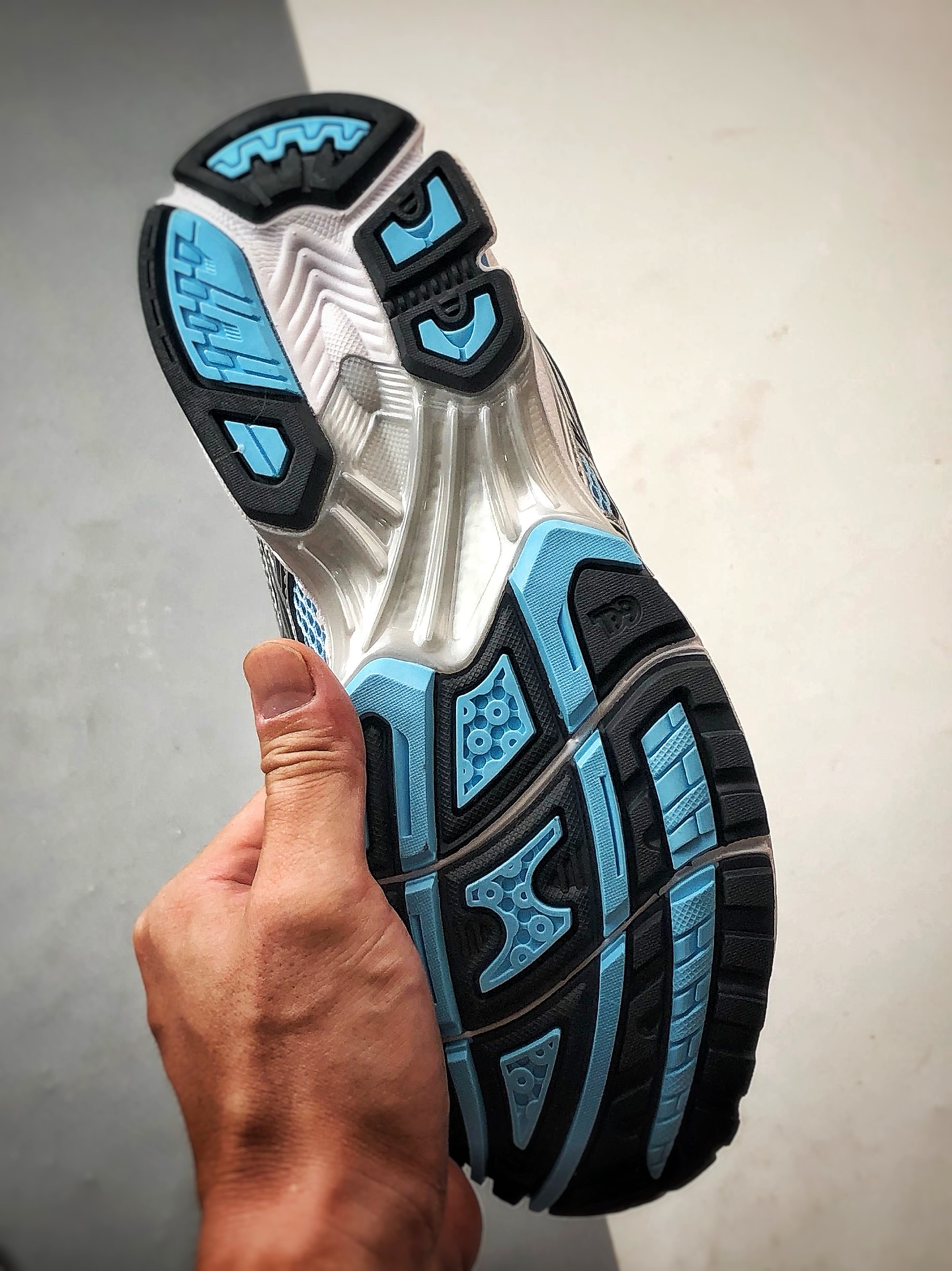 200 Asics Gel-Kayano 14 蓝银色 亚瑟士14代 纳米纤维气垫百搭休闲运动慢跑鞋 1203A537-400