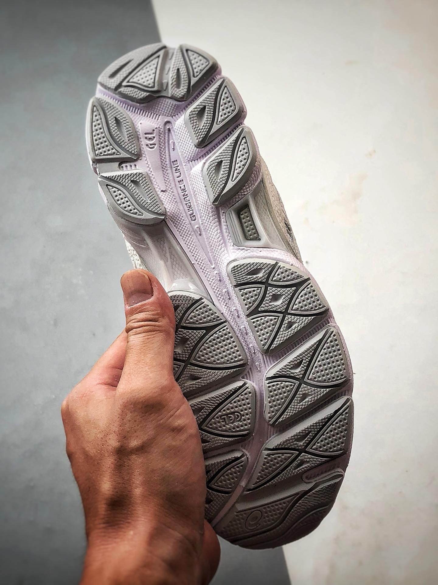 200 Asics Gel-N 复古单品 灰白 亚瑟士新款厚底街头运动休闲鞋-Chinese UA Cheap High Quatity Brand Clothes Bags handbags Sneakers wholesale wholesaler seller from China Factory suppliers Fashion Clothing Shoes best Quality Beautiful Price 200 Asics Gel-N 复古单品 灰白 亚瑟士新款厚底街头运动休闲鞋