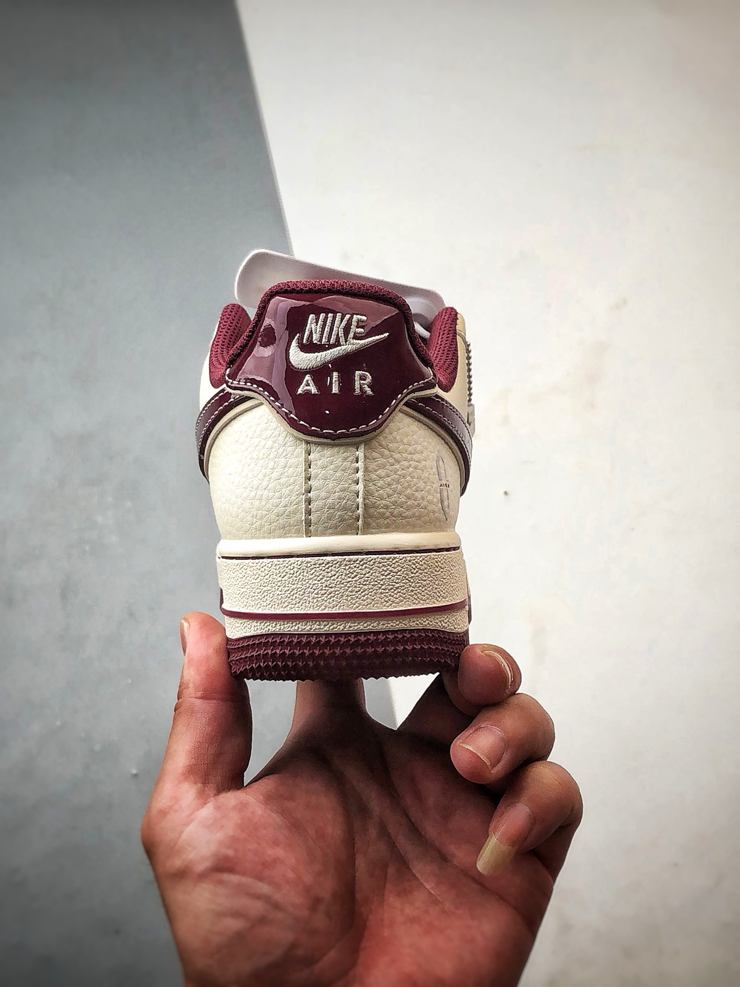 280 Air Force 1 '07 Low 问界M9米白酒红 XS1958-610-Chinese UA Cheap High Quatity Brand Clothes Bags handbags Sneakers wholesale wholesaler seller from China Factory suppliers Fashion Clothing Shoes best Quality Beautiful Price 280 Air Force 1 '07 Low 问界M9米白酒红 XS1958-610