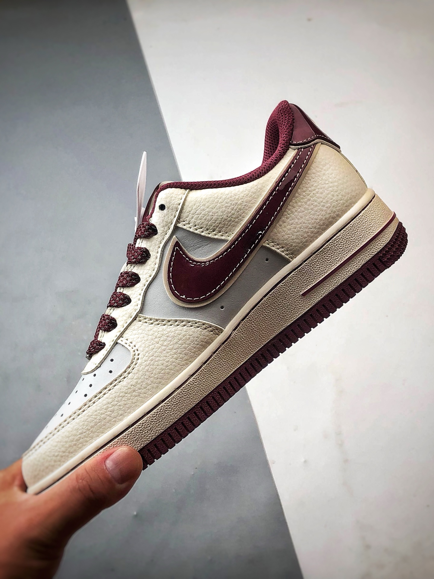 280 Air Force 1 '07 Low 问界M9米白酒红 XS1958-610-Chinese UA Cheap High Quatity Brand Clothes Bags handbags Sneakers wholesale wholesaler seller from China Factory suppliers Fashion Clothing Shoes best Quality Beautiful Price 280 Air Force 1 '07 Low 问界M9米白酒红 XS1958-610