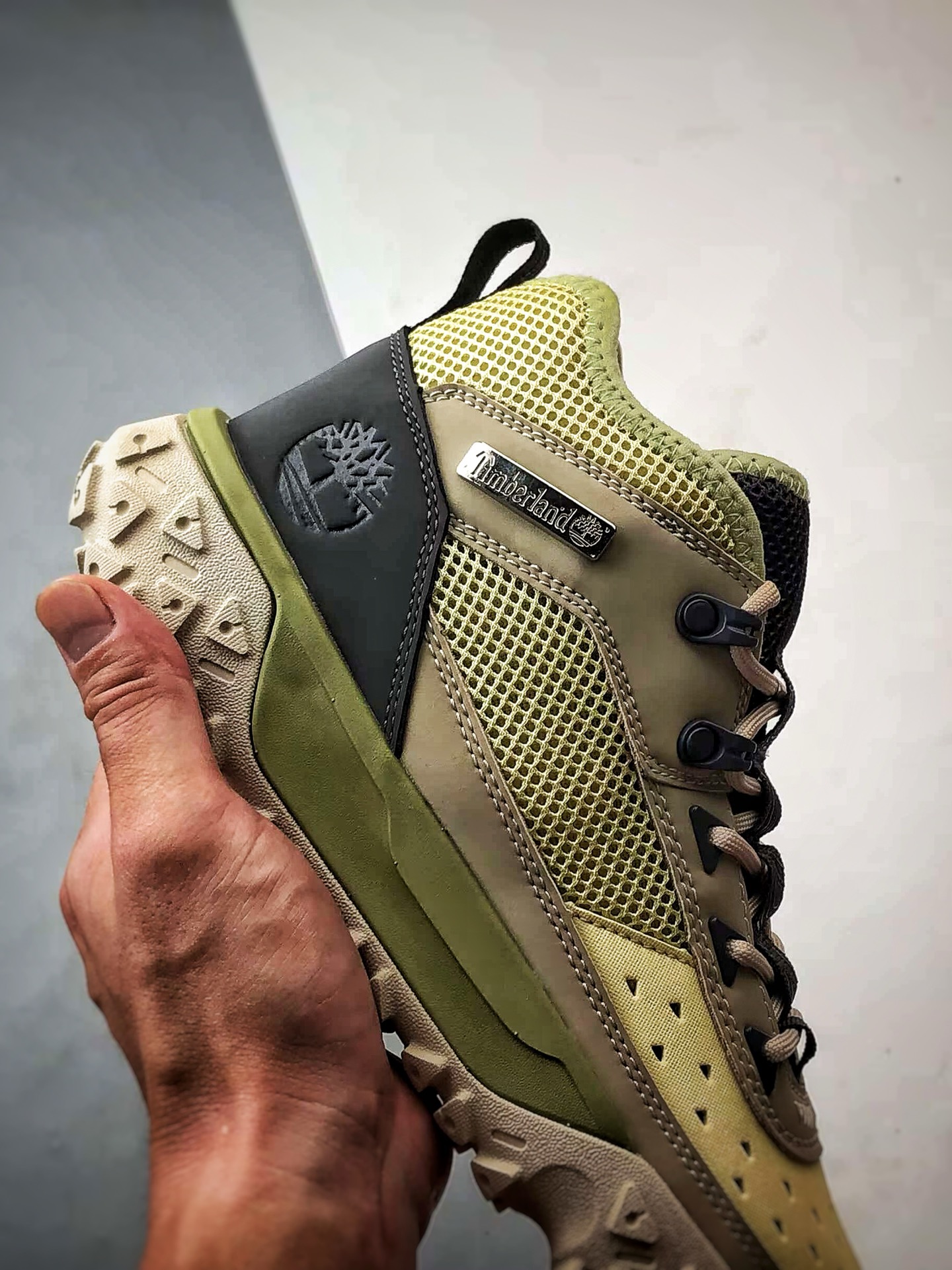 230 Timberland 天伯伦/添柏岚 TB0A6CW1 2025新款 户外时尚防滑登山鞋-Chinese UA Cheap High Quatity Brand Clothes Bags handbags Sneakers wholesale wholesaler seller from China Factory suppliers Fashion Clothing Shoes best Quality Beautiful Price 230 Timberland 天伯伦/添柏岚 TB0A6CW1 2025新款 户外时尚防滑登山鞋