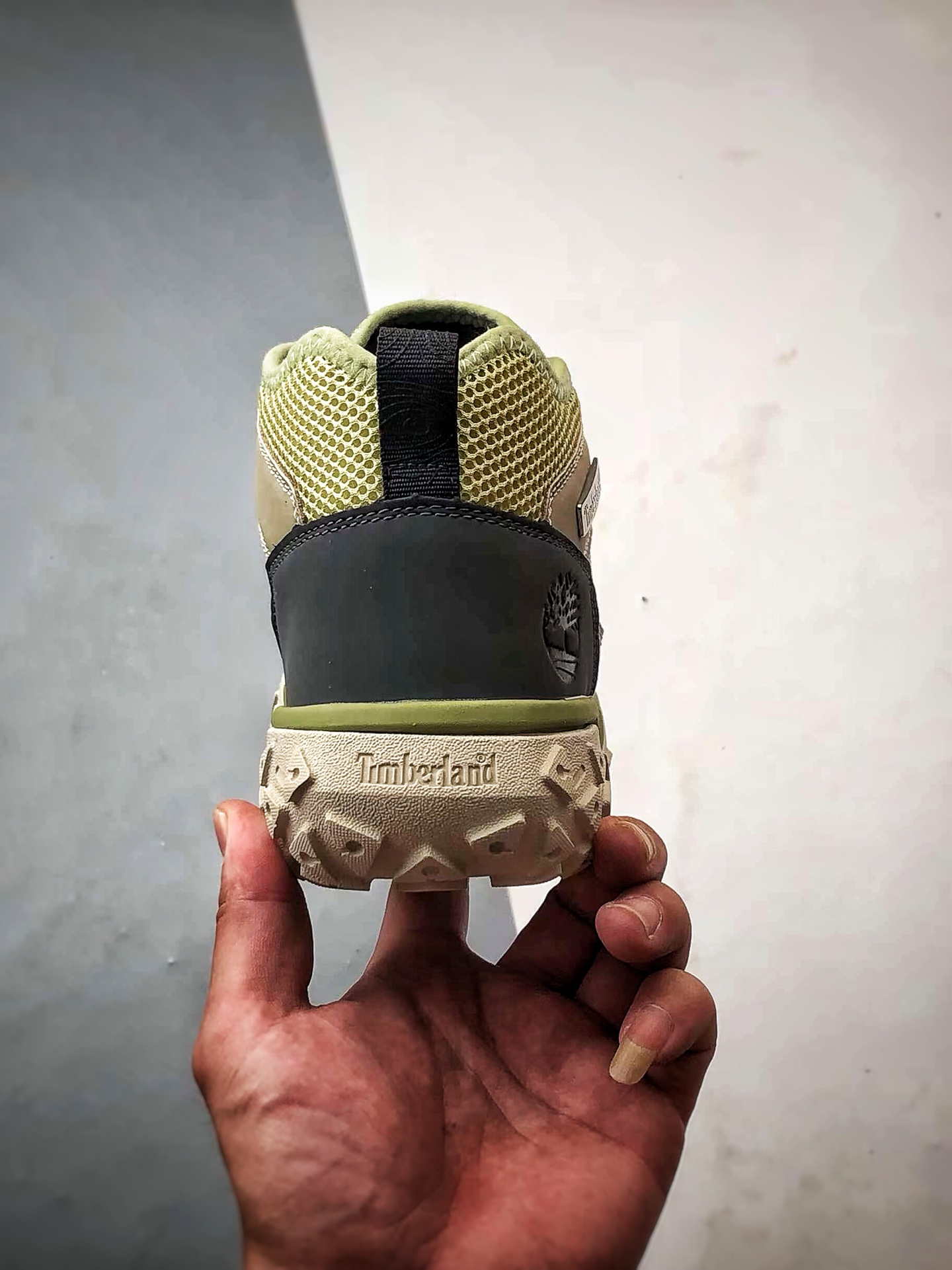 230 Timberland 天伯伦/添柏岚 TB0A6CW1 2025新款 户外时尚防滑登山鞋-Chinese UA Cheap High Quatity Brand Clothes Bags handbags Sneakers wholesale wholesaler seller from China Factory suppliers Fashion Clothing Shoes best Quality Beautiful Price 230 Timberland 天伯伦/添柏岚 TB0A6CW1 2025新款 户外时尚防滑登山鞋