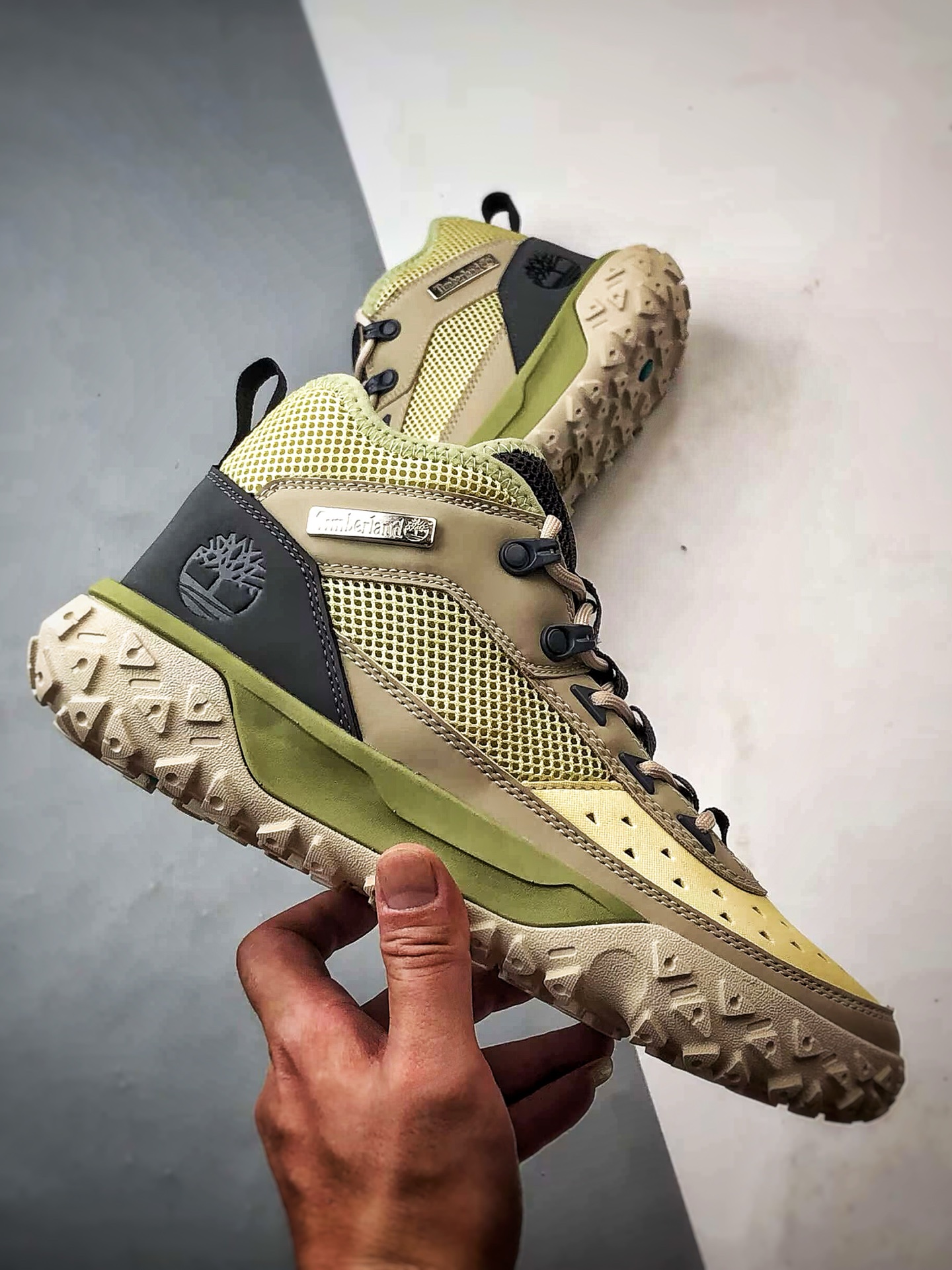 230 Timberland 天伯伦/添柏岚 TB0A6CW1 2025新款 户外时尚防滑登山鞋-Chinese UA Cheap High Quatity Brand Clothes Bags handbags Sneakers wholesale wholesaler seller from China Factory suppliers Fashion Clothing Shoes best Quality Beautiful Price 230 Timberland 天伯伦/添柏岚 TB0A6CW1 2025新款 户外时尚防滑登山鞋