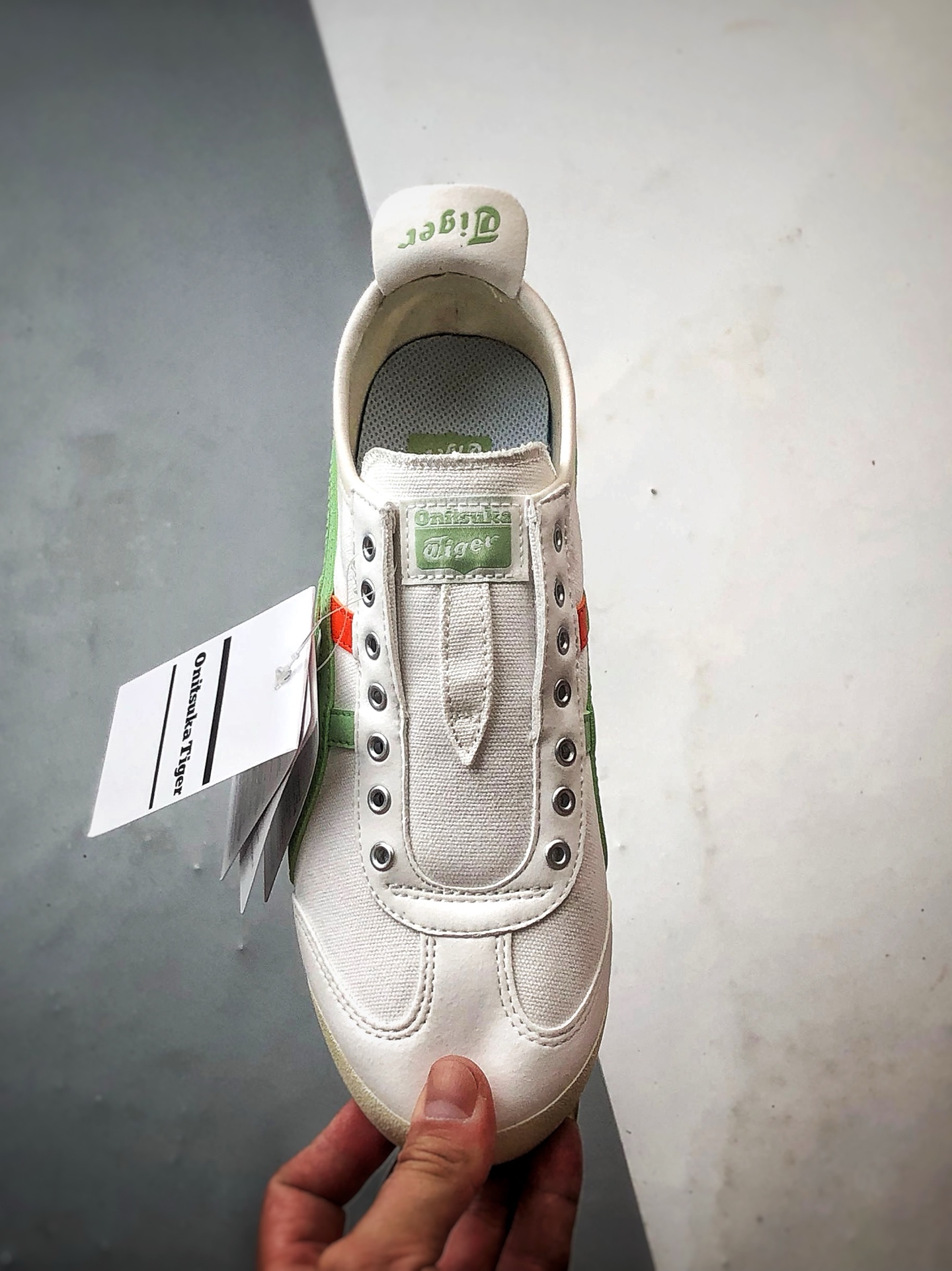 Asics 鬼冢虎 Mexico 66 Slip-On 白绿红 1183A360-129