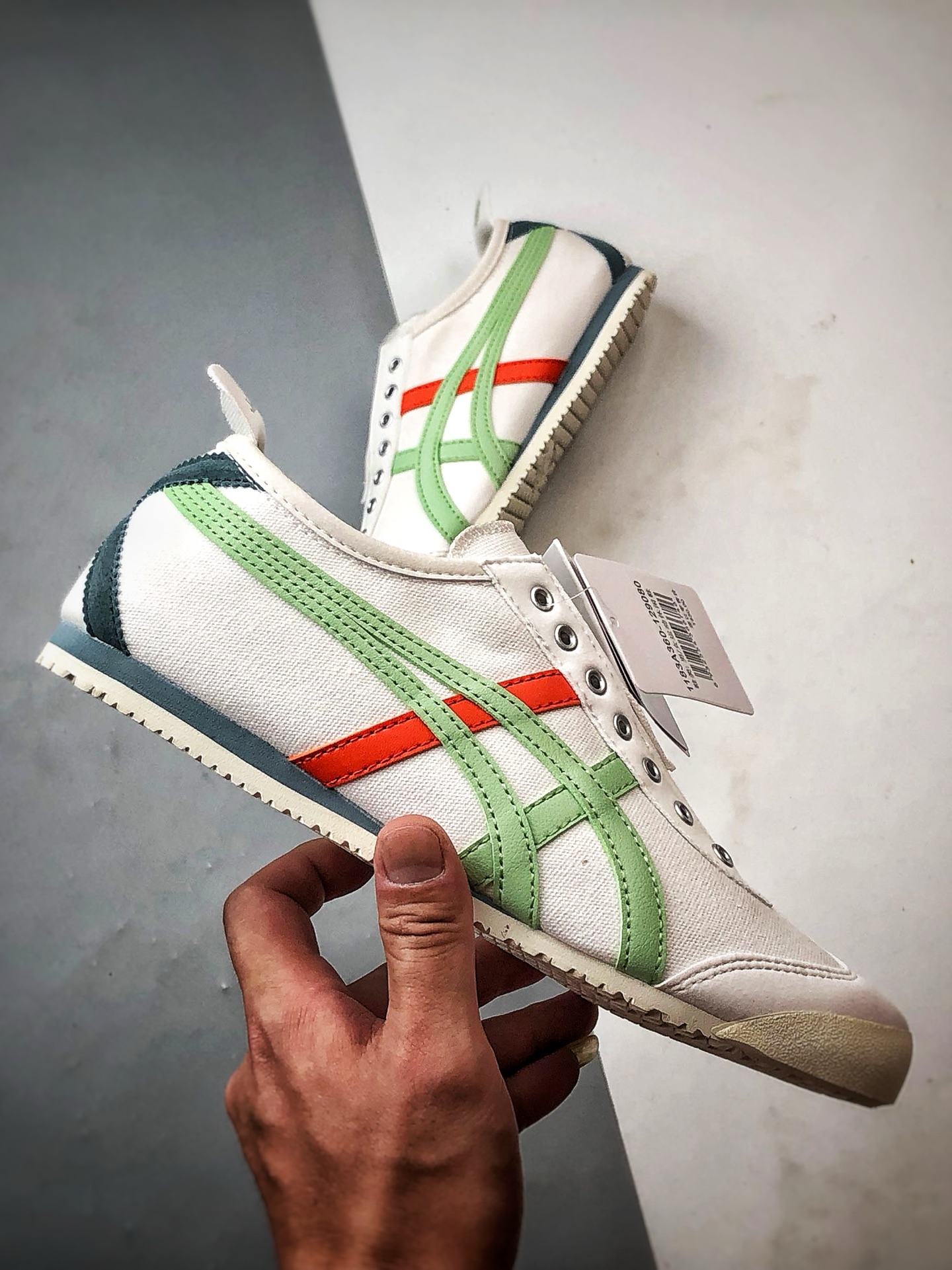 Asics 鬼冢虎 Mexico 66 Slip-On 白绿红 1183A360-129