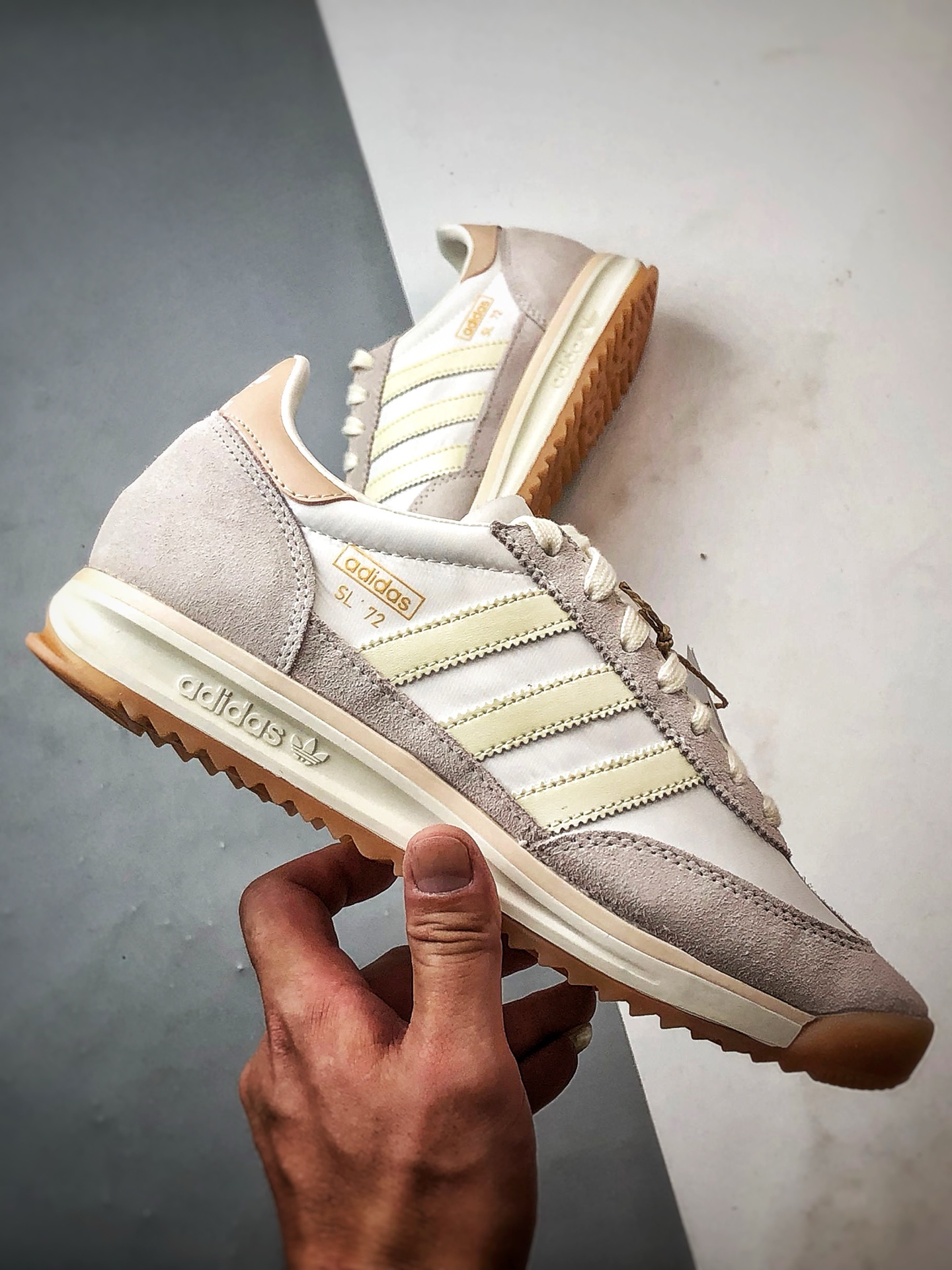 AD Originals SL 72 RS 米色 联名经典复古轻便休闲运动慢跑鞋 JI2491-莆田鞋,莆田鞋货源,高仿鞋,高仿鞋货源,安福档口,莆田高仿鞋,莆田鞋批发,高仿鞋批发,莆田高仿运动鞋,高仿运动鞋,莆田运动鞋 AD Originals SL 72 RS 米色 联名经典复古轻便休闲运动慢跑鞋 JI2491