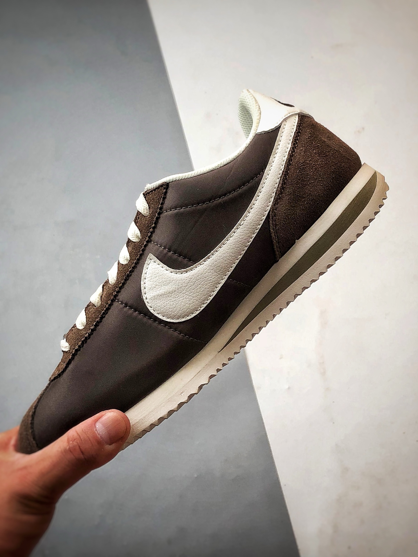 NK Cortez 褐色 阿甘复古初代网面慢跑鞋 DZ2795-200-莆田鞋,莆田鞋货源,高仿鞋,高仿鞋货源,安福档口,莆田高仿鞋,莆田鞋批发,高仿鞋批发,莆田高仿运动鞋,高仿运动鞋,莆田运动鞋 NK Cortez 褐色 阿甘复古初代网面慢跑鞋 DZ2795-200