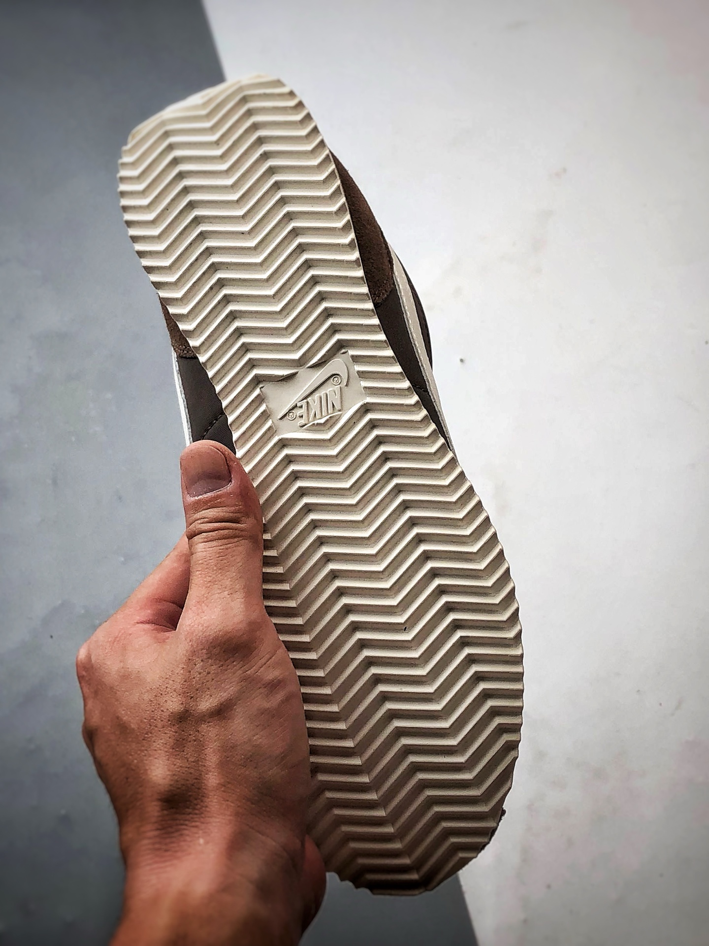 NK Cortez 褐色 阿甘复古初代网面慢跑鞋 DZ2795-200-莆田鞋,莆田鞋货源,高仿鞋,高仿鞋货源,安福档口,莆田高仿鞋,莆田鞋批发,高仿鞋批发,莆田高仿运动鞋,高仿运动鞋,莆田运动鞋 NK Cortez 褐色 阿甘复古初代网面慢跑鞋 DZ2795-200