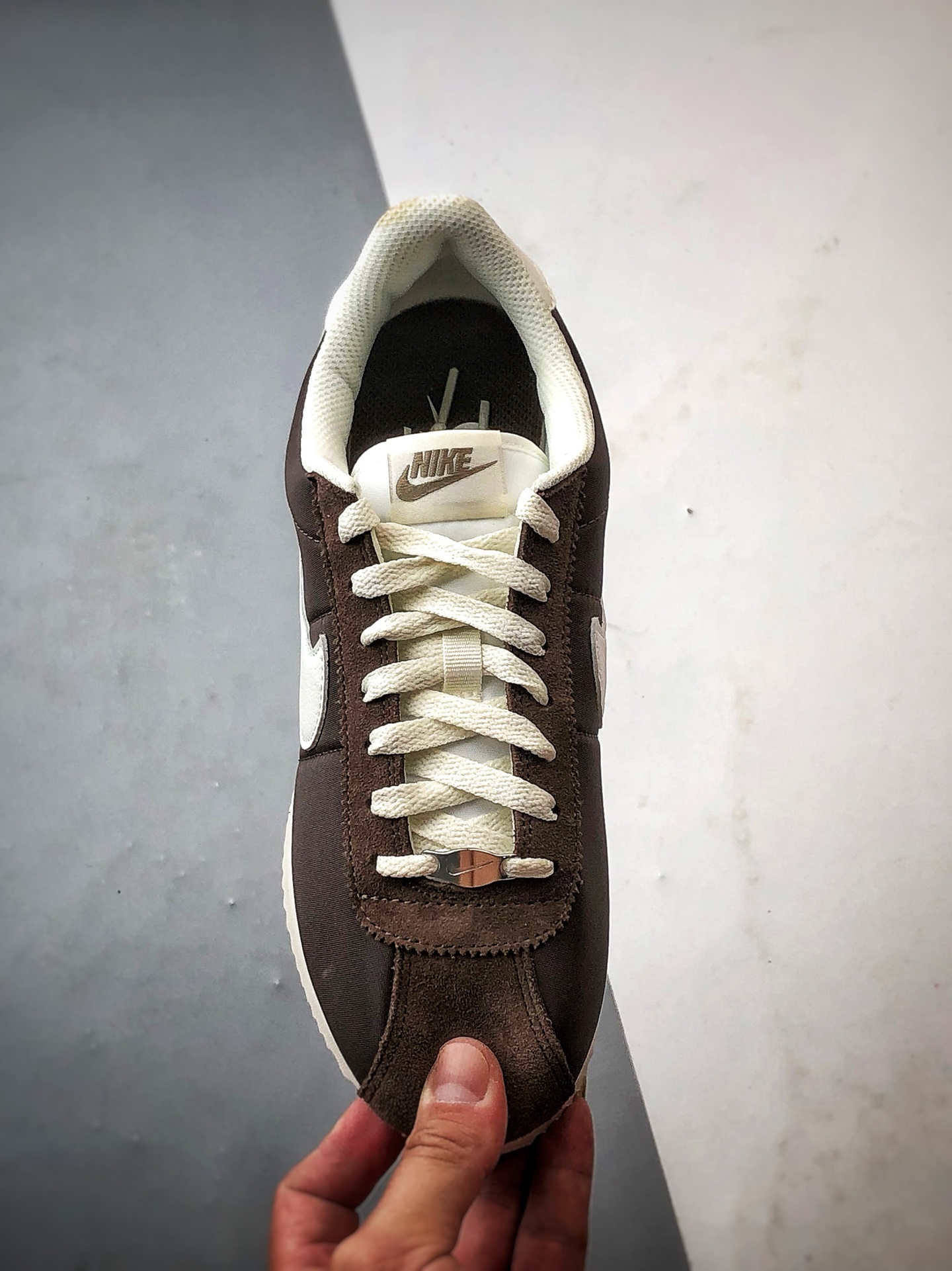 NK Cortez 褐色 阿甘复古初代网面慢跑鞋 DZ2795-200-莆田鞋,莆田鞋货源,高仿鞋,高仿鞋货源,安福档口,莆田高仿鞋,莆田鞋批发,高仿鞋批发,莆田高仿运动鞋,高仿运动鞋,莆田运动鞋 NK Cortez 褐色 阿甘复古初代网面慢跑鞋 DZ2795-200