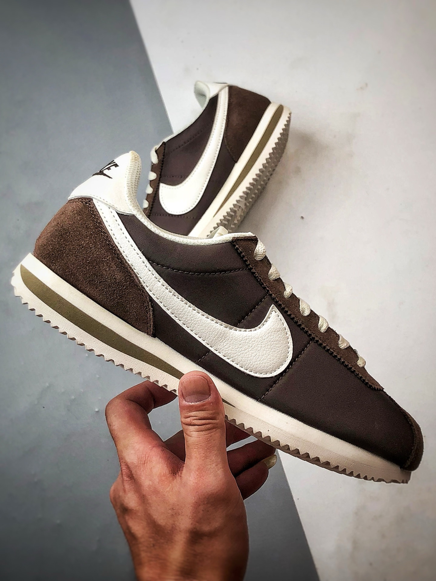 NK Cortez 褐色 阿甘复古初代网面慢跑鞋 DZ2795-200-莆田鞋,莆田鞋货源,高仿鞋,高仿鞋货源,安福档口,莆田高仿鞋,莆田鞋批发,高仿鞋批发,莆田高仿运动鞋,高仿运动鞋,莆田运动鞋 NK Cortez 褐色 阿甘复古初代网面慢跑鞋 DZ2795-200