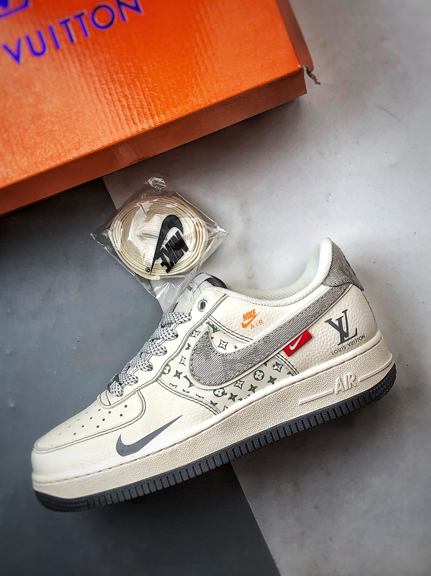 LV x Air Force 1 Low 米白灰牛仔钩 YX5066-346