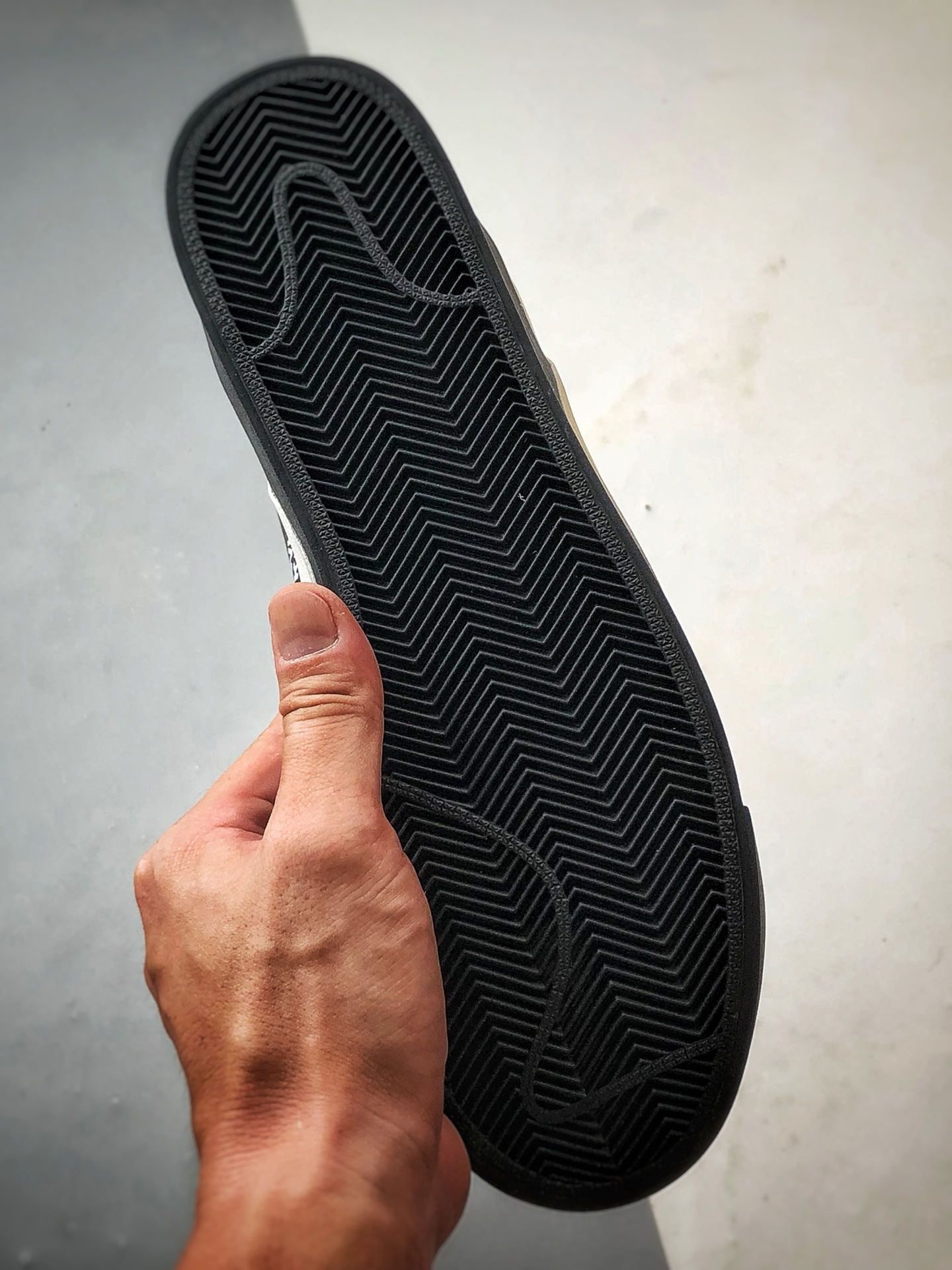 OFF-WHITE X NK Blazer Mid Grim Reaper 万圣节黑白 AA3832-001-莆田鞋,莆田鞋货源,高仿鞋,高仿鞋货源,安福档口,莆田高仿鞋,莆田鞋批发,高仿鞋批发,莆田高仿运动鞋,高仿运动鞋,莆田运动鞋 OFF-WHITE X NK Blazer Mid Grim Reaper 万圣节黑白 AA3832-001