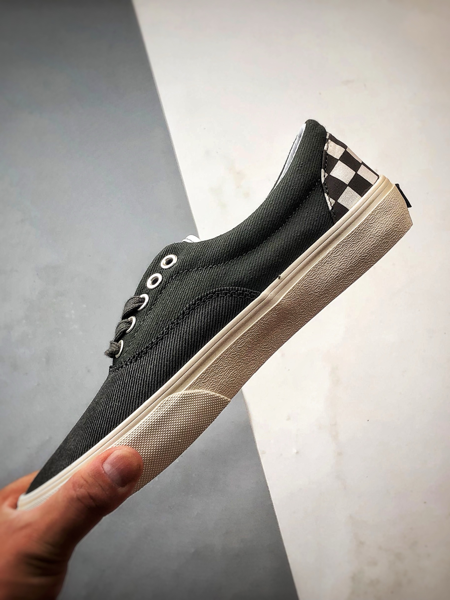 160 VAINL ARCHIVE x Vans Era 黑色 联名款牛仔水洗做旧休闲低帮板鞋 VN000CQ6RUX-Chinese UA Cheap High Quatity Brand Clothes Bags handbags Sneakers wholesale wholesaler seller from China Factory suppliers Fashion Clothing Shoes best Quality Beautiful Price 160 VAINL ARCHIVE x Vans Era 黑色 联名款牛仔水洗做旧休闲低帮板鞋 VN000CQ6RUX