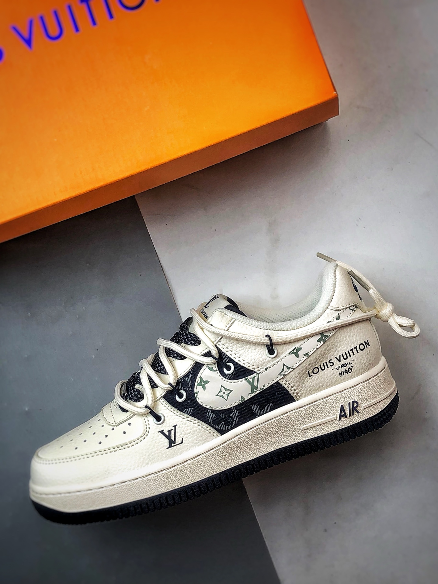 LV x Air Force 1 Low 白黑解构 DM6868-098-莆田鞋,莆田鞋货源,高仿鞋,高仿鞋货源,安福档口,莆田高仿鞋,莆田鞋批发,高仿鞋批发,莆田高仿运动鞋,高仿运动鞋,莆田运动鞋 LV x Air Force 1 Low 白黑解构 DM6868-098