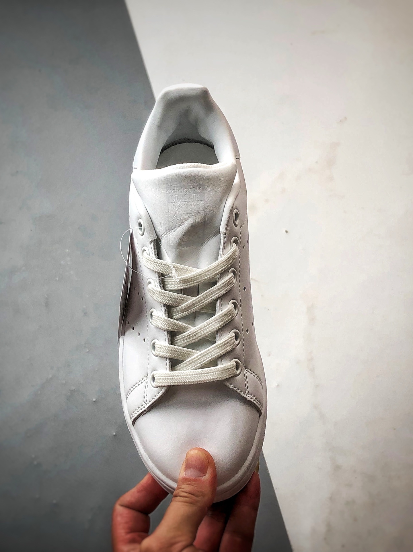 AD Originals Stan Smith 白色 复古时尚舒适运动休闲板鞋 S75104-莆田鞋,莆田鞋货源,高仿鞋,高仿鞋货源,安福档口,莆田高仿鞋,莆田鞋批发,高仿鞋批发,莆田高仿运动鞋,高仿运动鞋,莆田运动鞋 AD Originals Stan Smith 白色 复古时尚舒适运动休闲板鞋 S75104