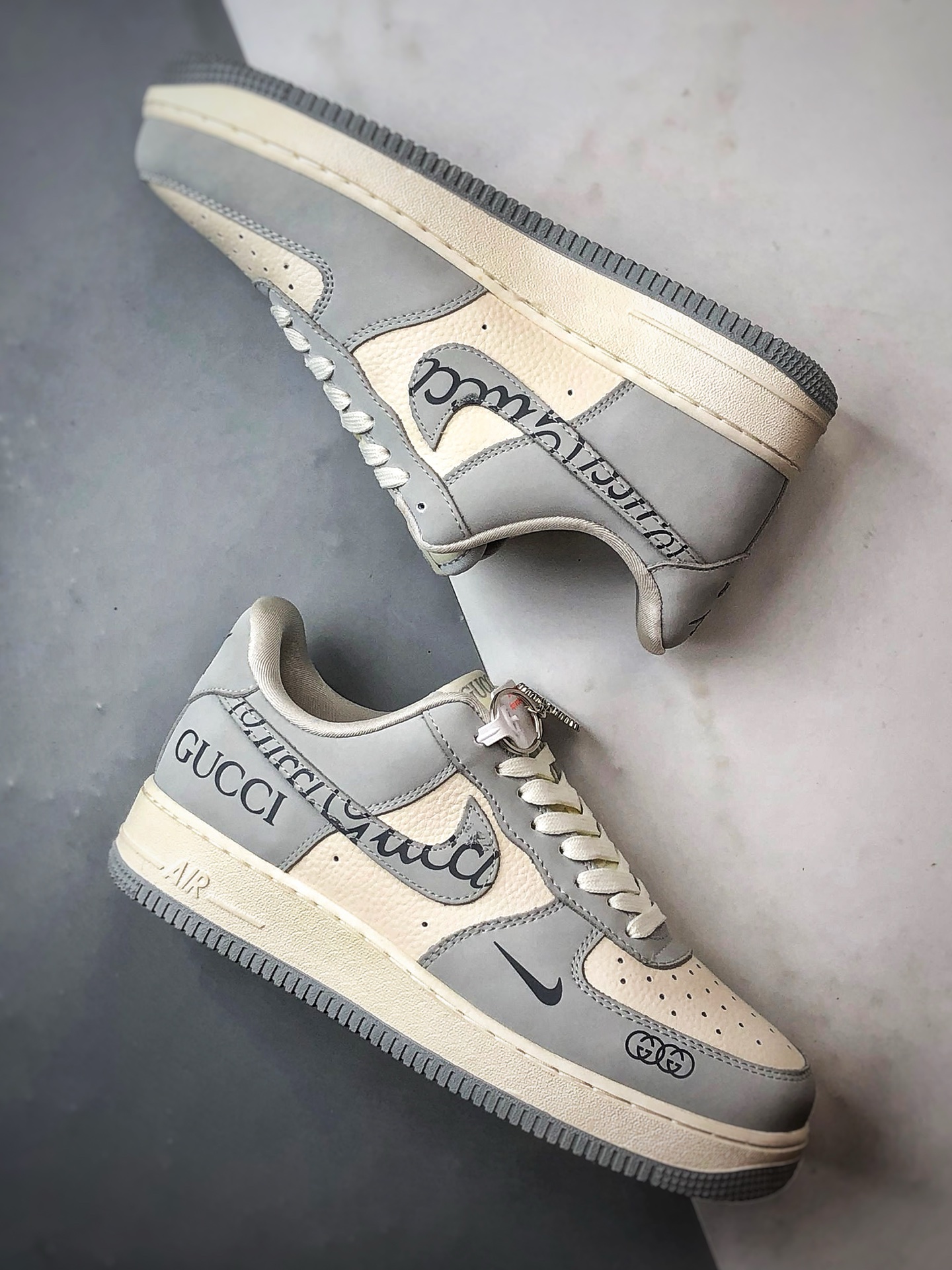 Gucci x Air Force 1 Low 灰白 DF0188-050-莆田鞋,莆田鞋货源,高仿鞋,高仿鞋货源,安福档口,莆田高仿鞋,莆田鞋批发,高仿鞋批发,莆田高仿运动鞋,高仿运动鞋,莆田运动鞋 Gucci x Air Force 1 Low 灰白 DF0188-050