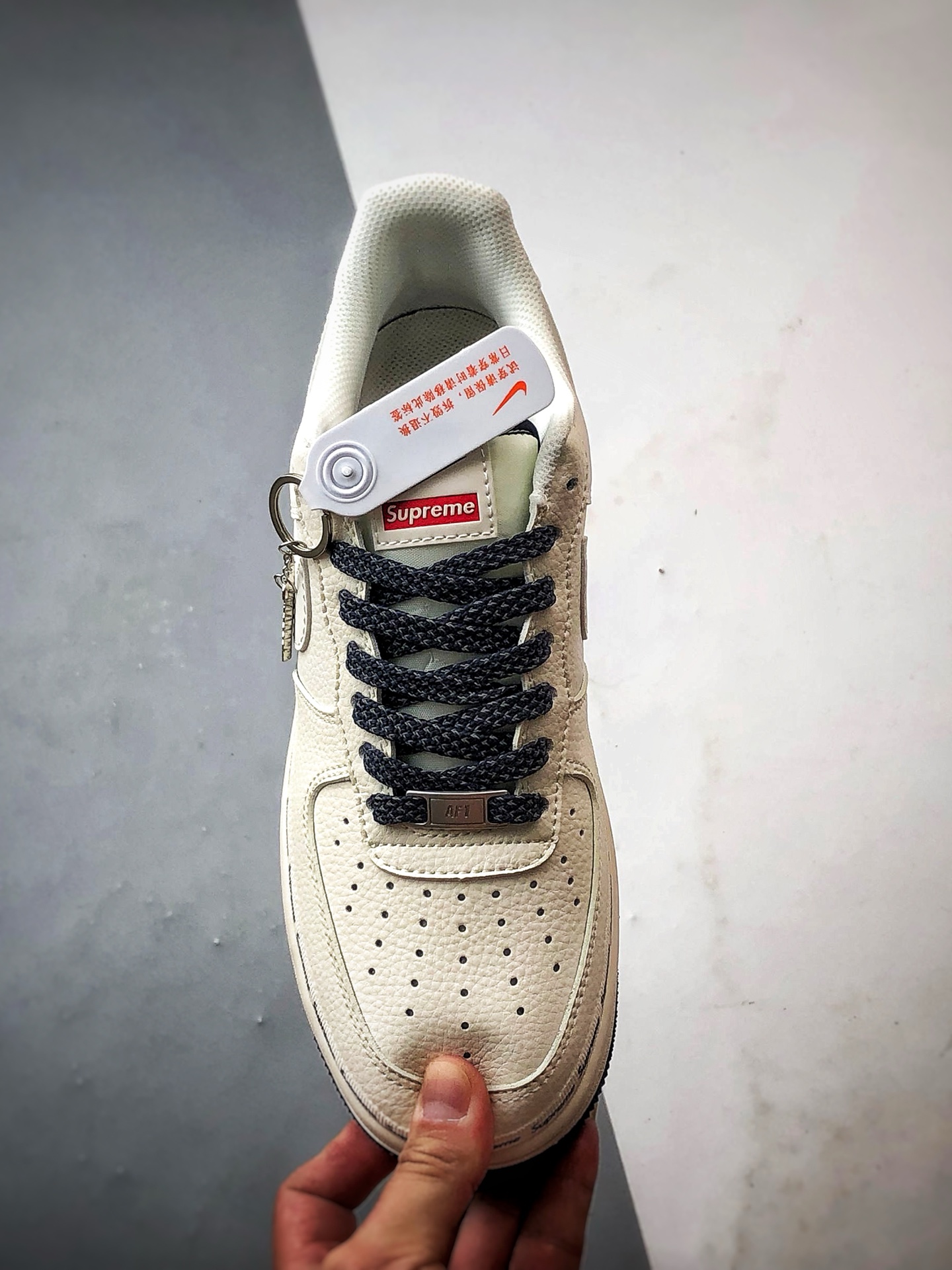 Sup x Air Force 1 Low 反光白深蓝 XX3168-203-莆田鞋,莆田鞋货源,高仿鞋,高仿鞋货源,安福档口,莆田高仿鞋,莆田鞋批发,高仿鞋批发,莆田高仿运动鞋,高仿运动鞋,莆田运动鞋 Sup x Air Force 1 Low 反光白深蓝 XX3168-203