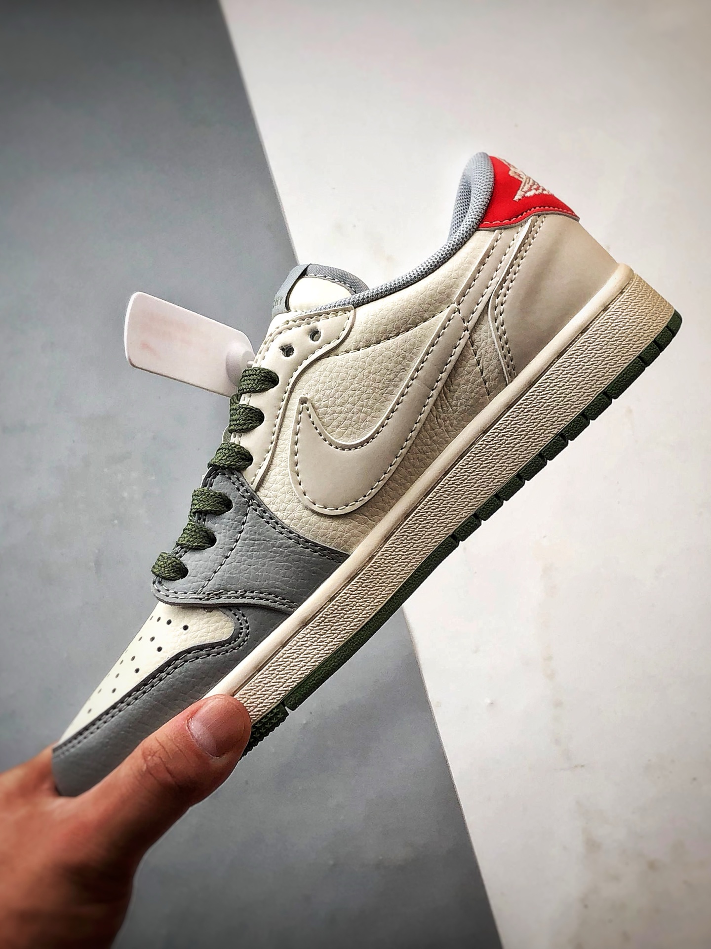 Air Jordan 1 Low ”高端定制” 纪梵希白灰绿倒钩 XS7089-600-莆田鞋,莆田鞋货源,高仿鞋,高仿鞋货源,安福档口,莆田高仿鞋,莆田鞋批发,高仿鞋批发,莆田高仿运动鞋,高仿运动鞋,莆田运动鞋 Air Jordan 1 Low ”高端定制” 纪梵希白灰绿倒钩 XS7089-600
