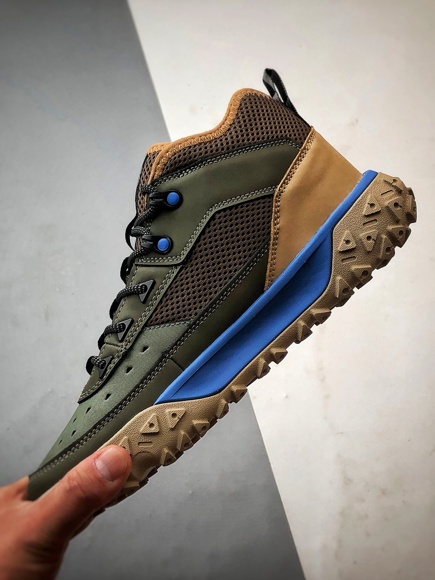 Timberland 天伯伦/添柏岚 TB0A5TMG 2025新款 户外时尚防滑登山鞋