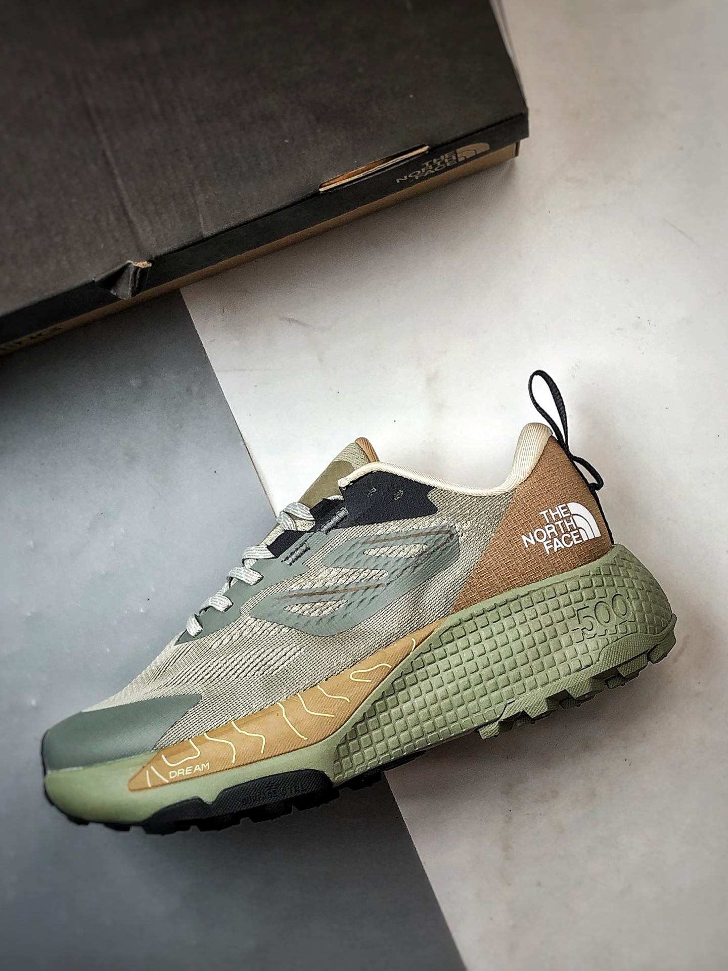 北面The North Face Altamesa 500 灰绿 圆头系带减震耐磨低帮越野徒步鞋