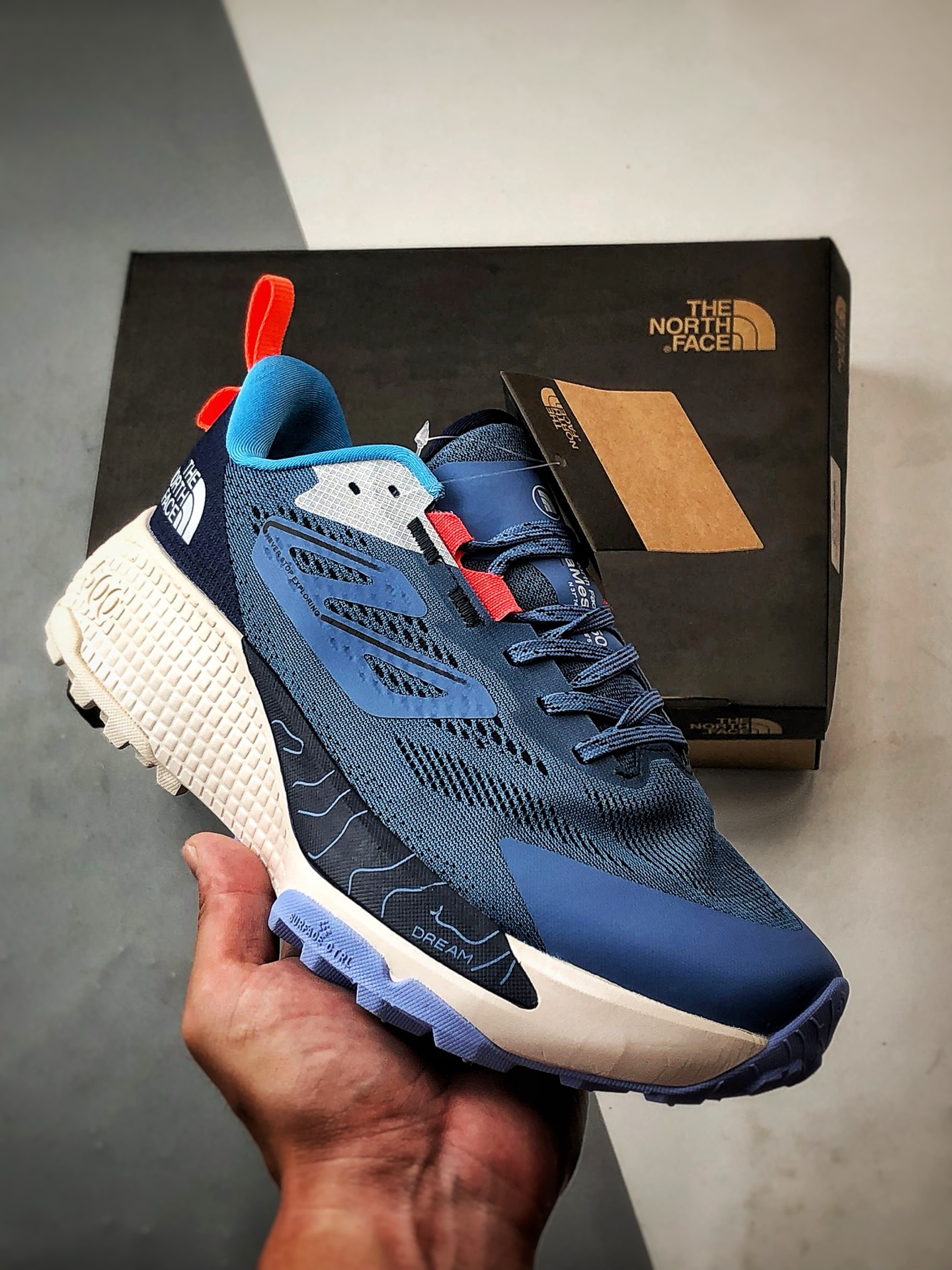 北面The North Face Altamesa 500 蓝色 圆头系带减震耐磨低帮越野徒步鞋