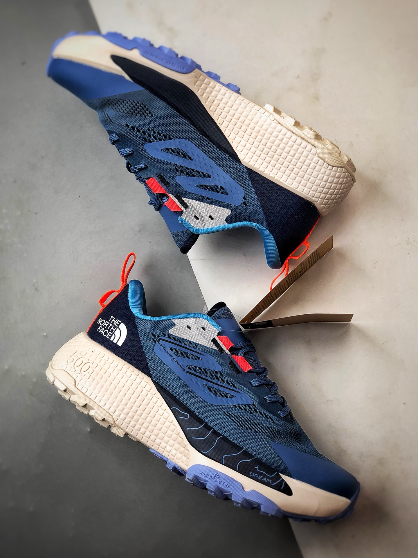 北面The North Face Altamesa 500 蓝色 圆头系带减震耐磨低帮越野徒步鞋