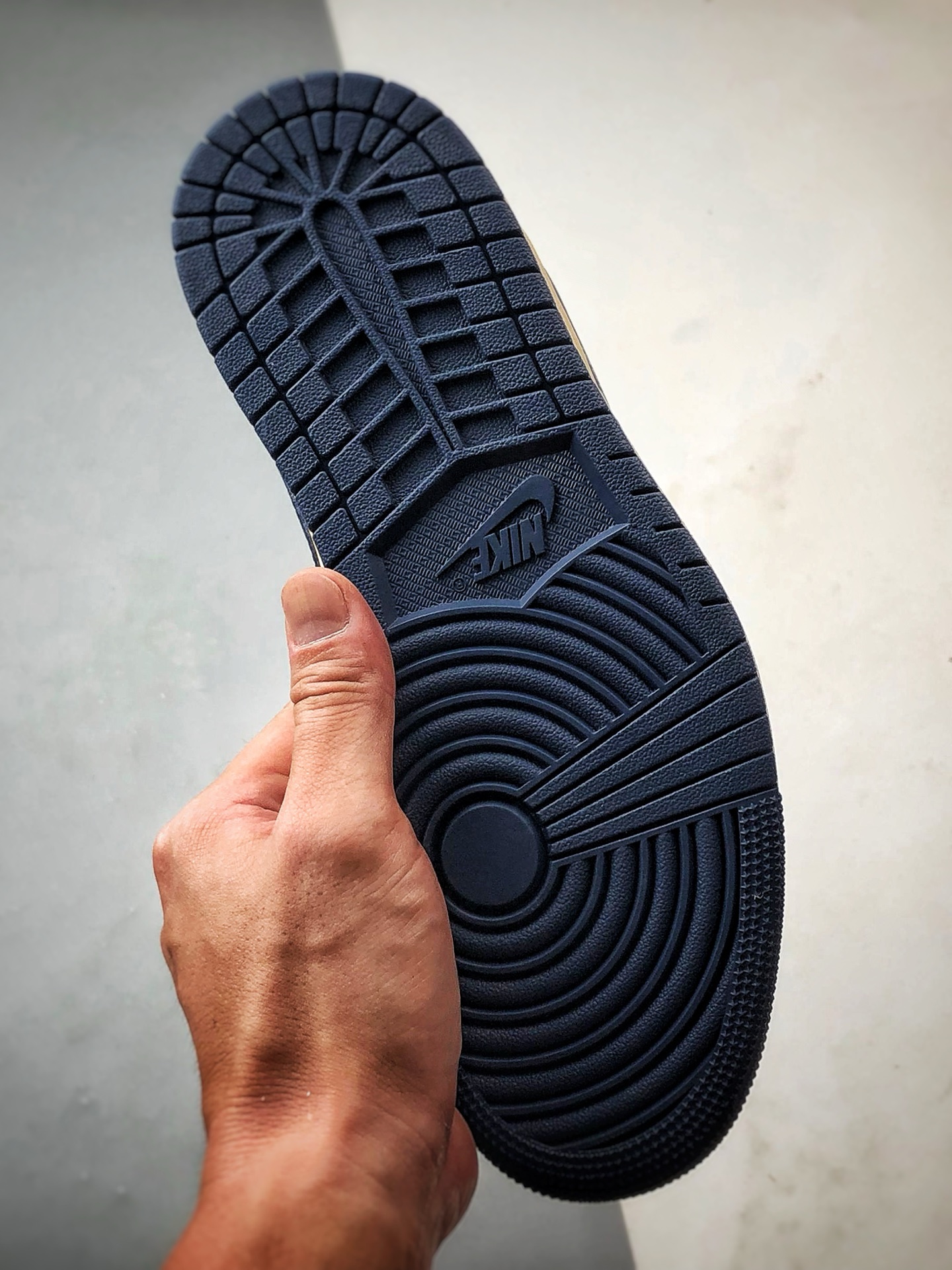 Air Jordan 1 Low ”高端定制” 小米su7米灰蓝黄倒钩 XX3168-212-莆田鞋,莆田鞋货源,高仿鞋,高仿鞋货源,安福档口,莆田高仿鞋,莆田鞋批发,高仿鞋批发,莆田高仿运动鞋,高仿运动鞋,莆田运动鞋 Air Jordan 1 Low ”高端定制” 小米su7米灰蓝黄倒钩 XX3168-212